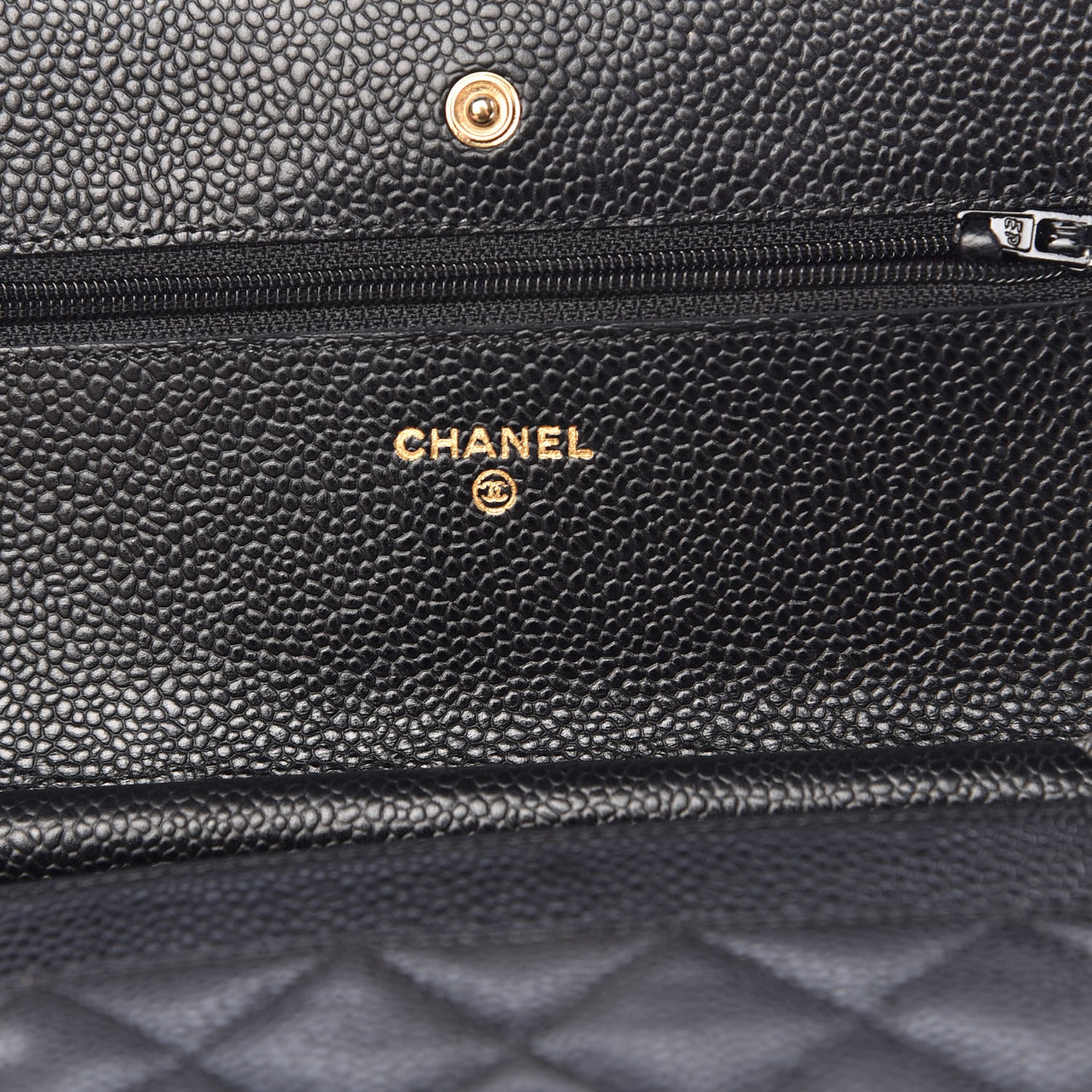 Caviar Quilted Wallet On Chain WOC Black