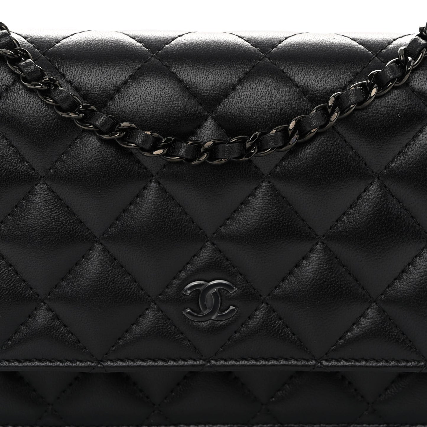 Lambskin Quilted Wallet On Chain WOC So Black