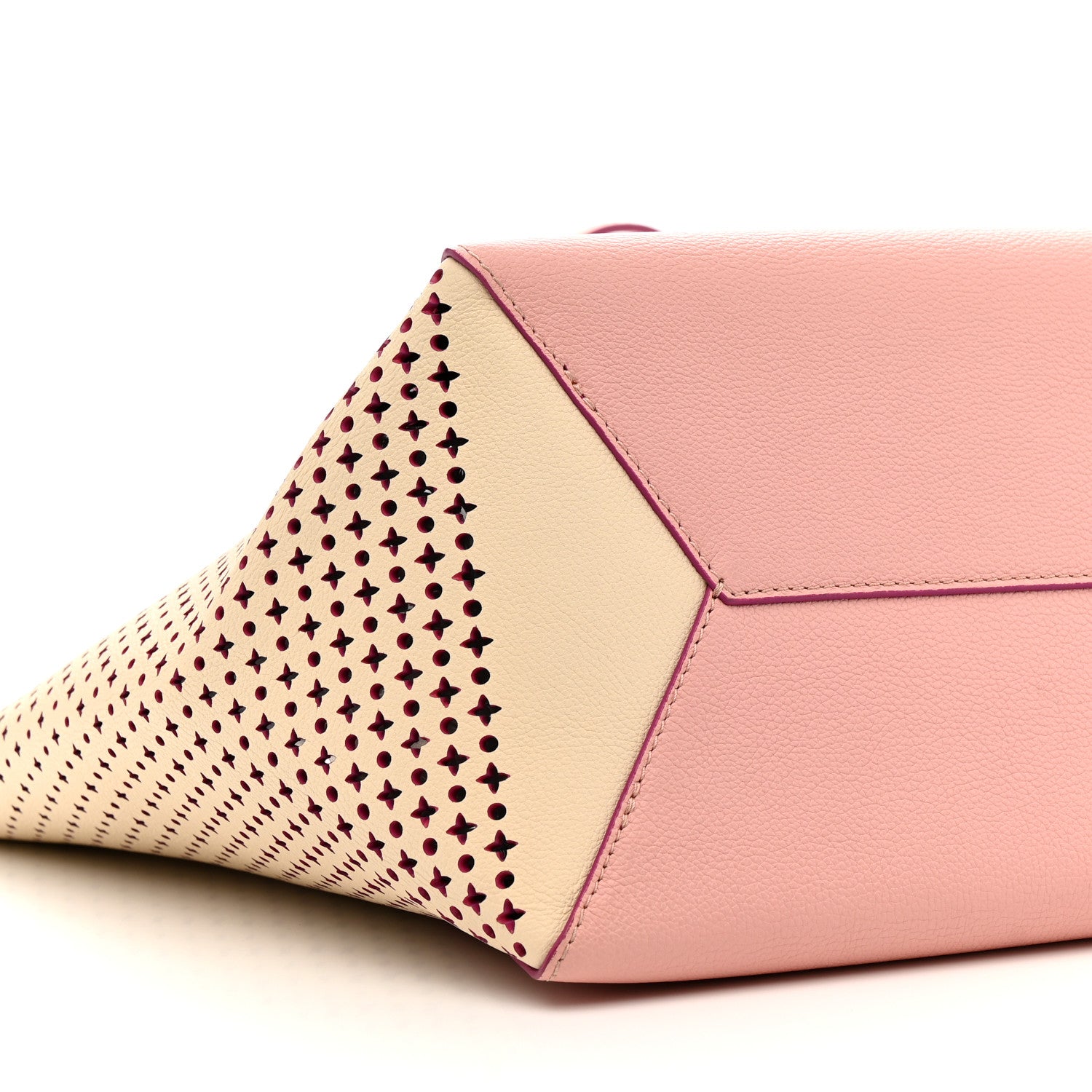 Louis Vuitton Calfskin Perforated Lockme Cabas Rose Poudre Creme 9 of 10