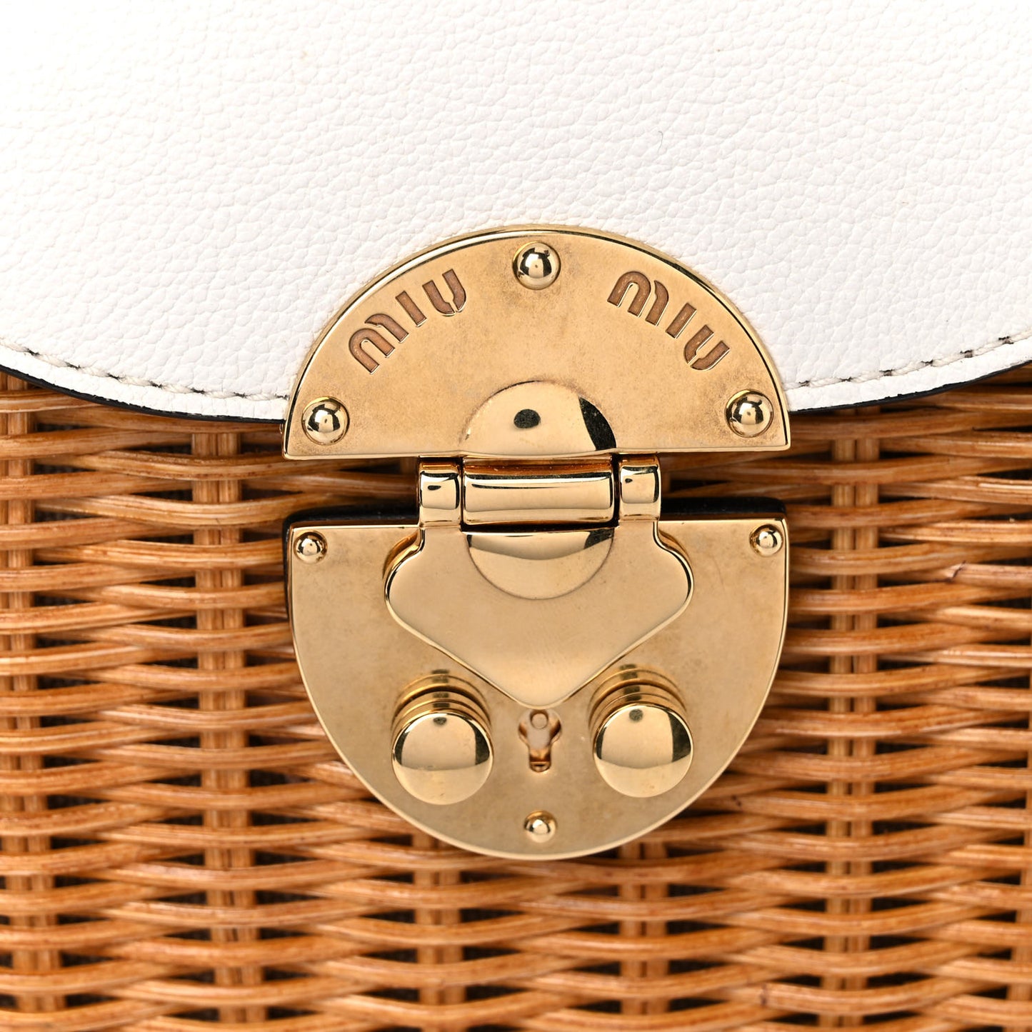 City Calfskin Wicker Midollino Bag White