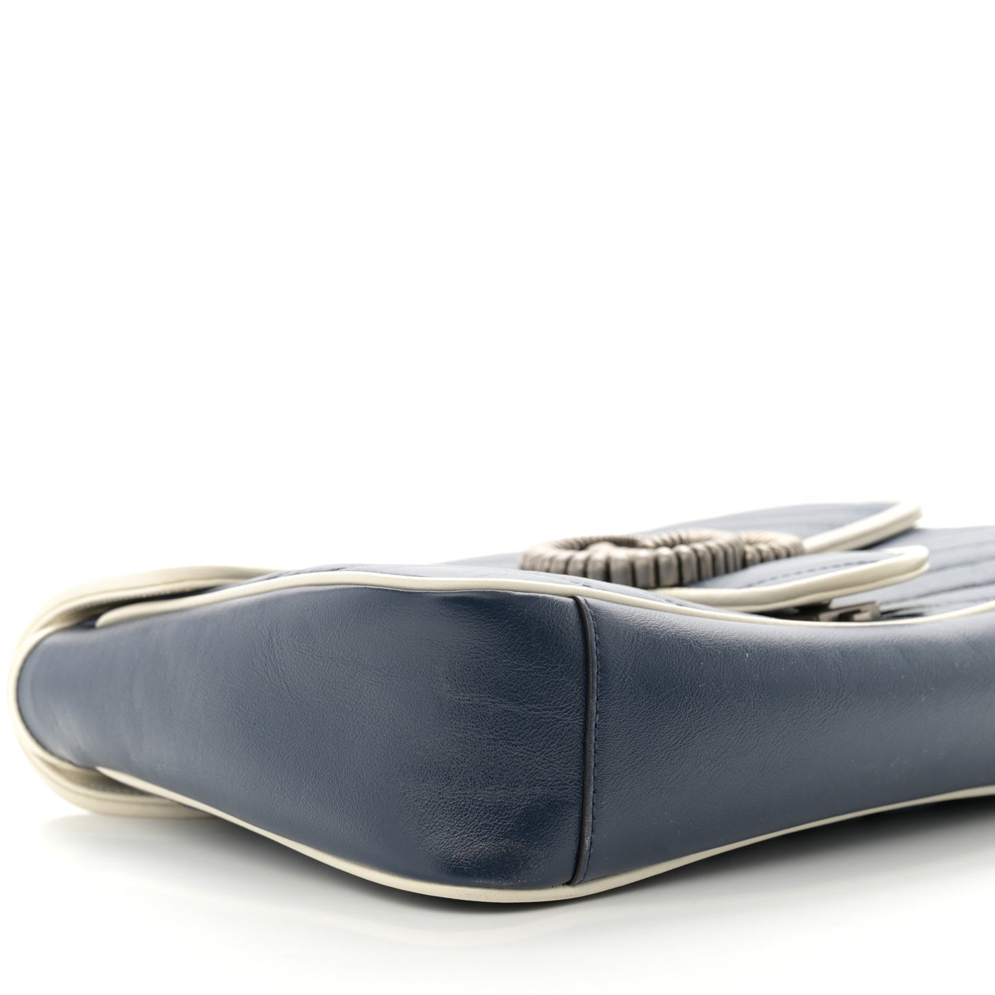 Vintage Effect Calfskin Matelasse Diagonal Medium Torchon GG Marmont Shoulder Bag Blue Agata Mystic White