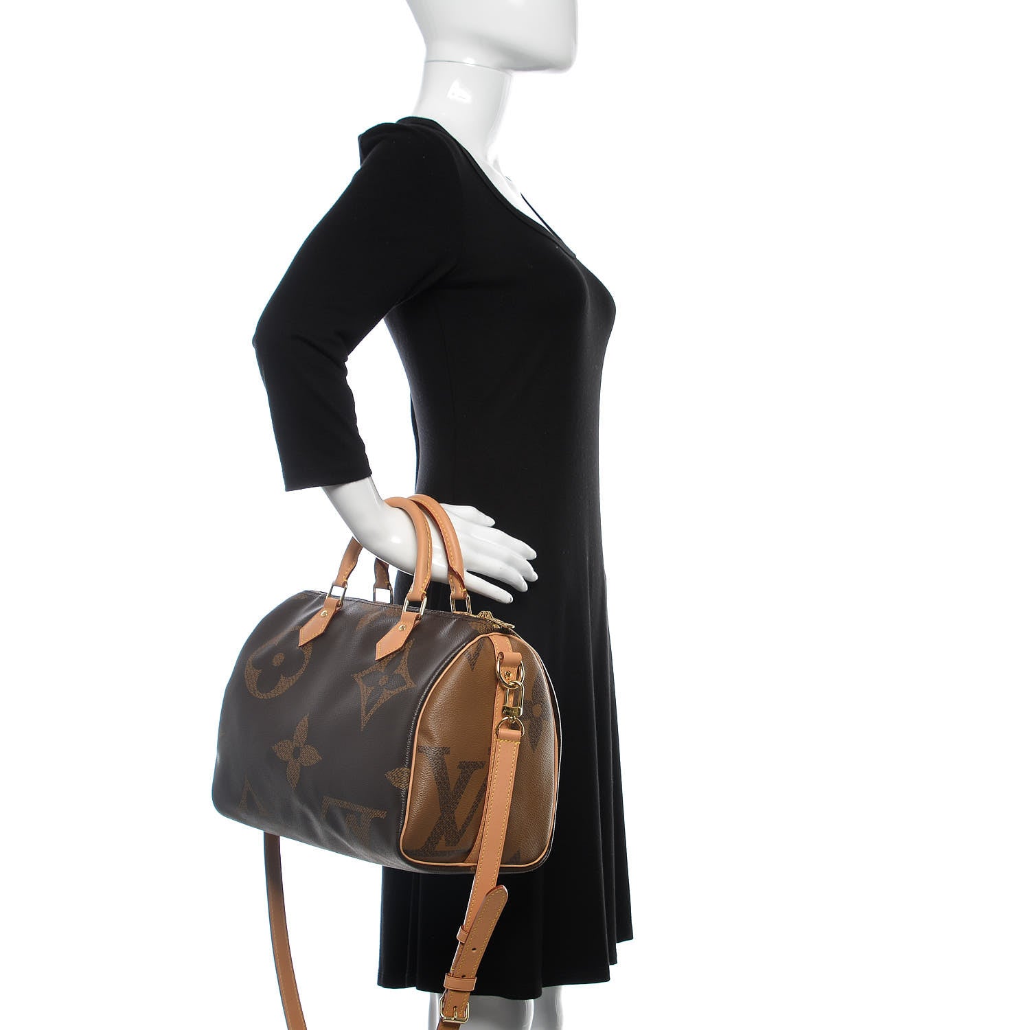 Louis Vuitton Reverse Monogram Giant Speedy Bandouliere 30 3 of 10
