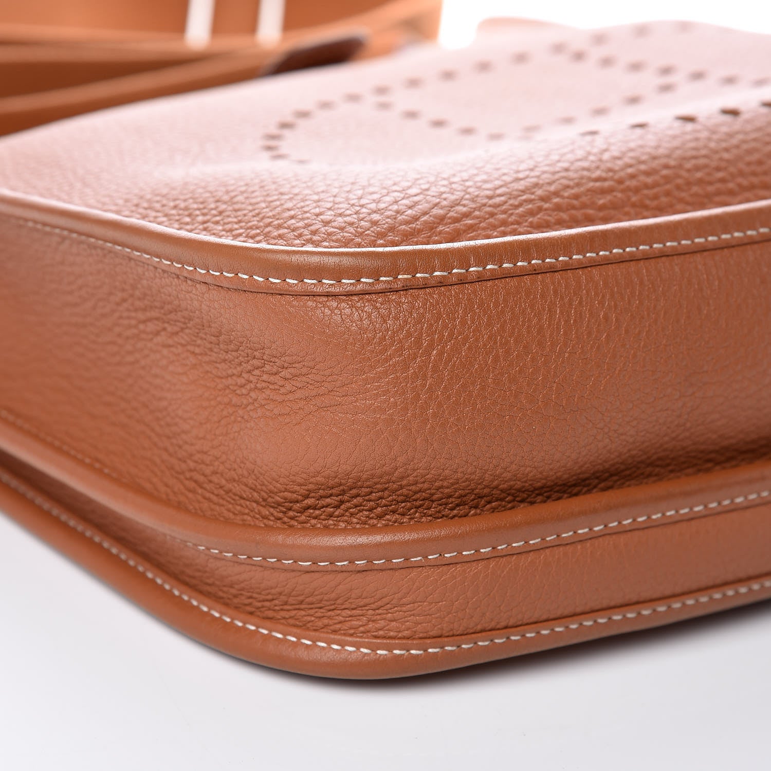 Hermes Taurillon Clemence Evelyne III PM Gold 6 of 10