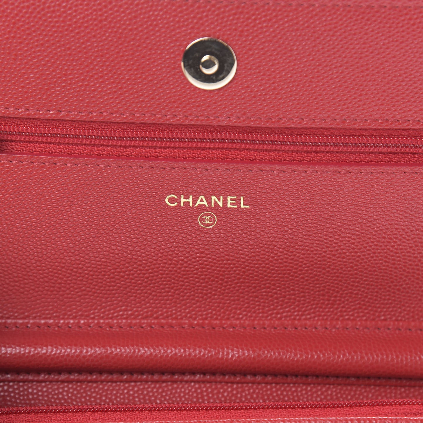 Caviar Quilted Wallet on Chain WOC Red
