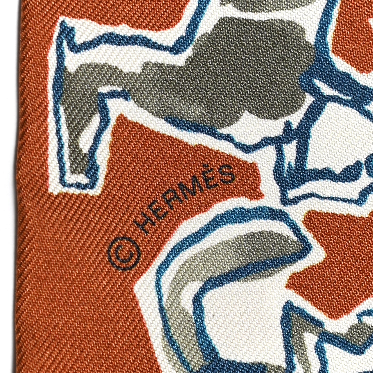 Silk Chevaux En Liberte Twilly Caramel Kaki White