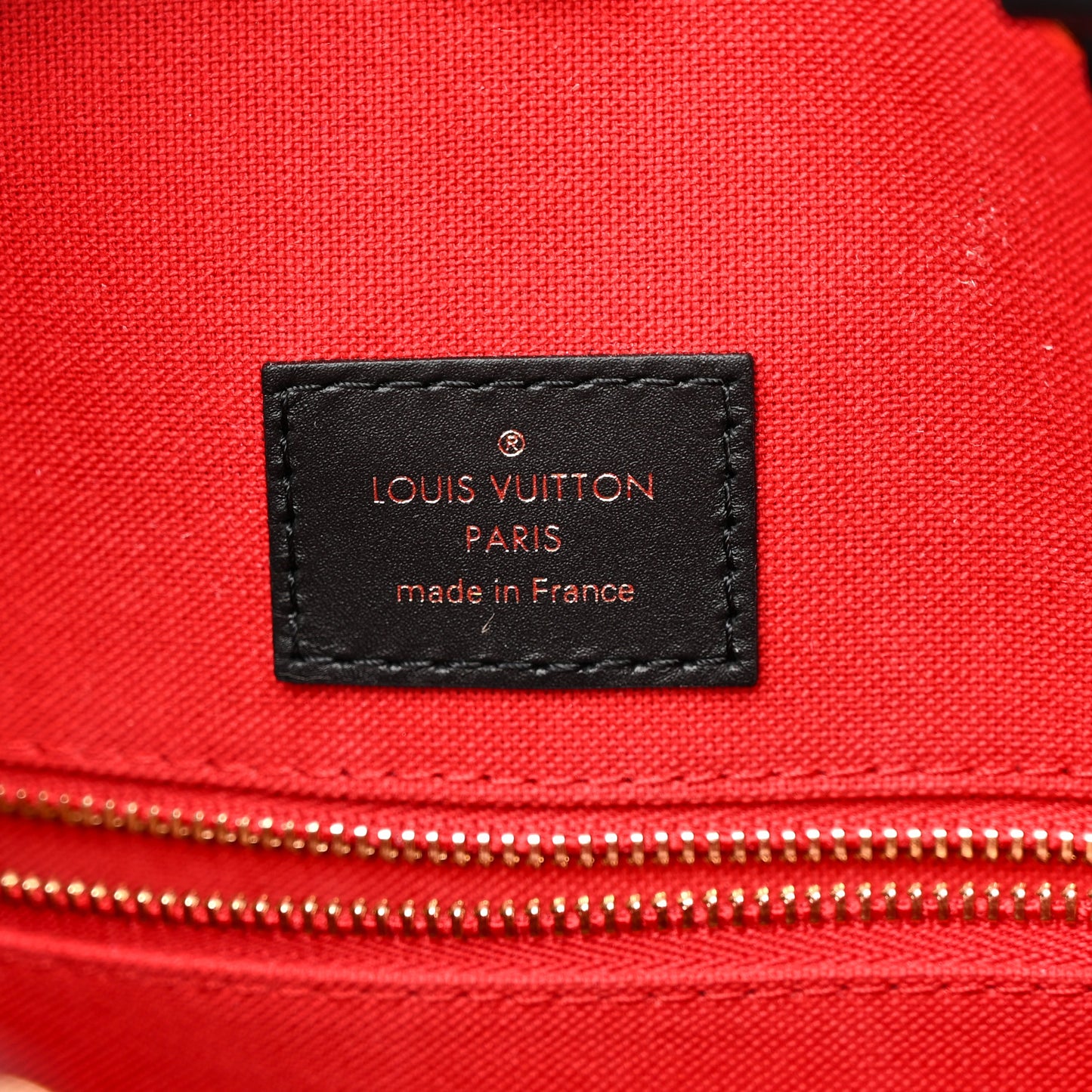 Reverse Monogram Giant Onthego MM