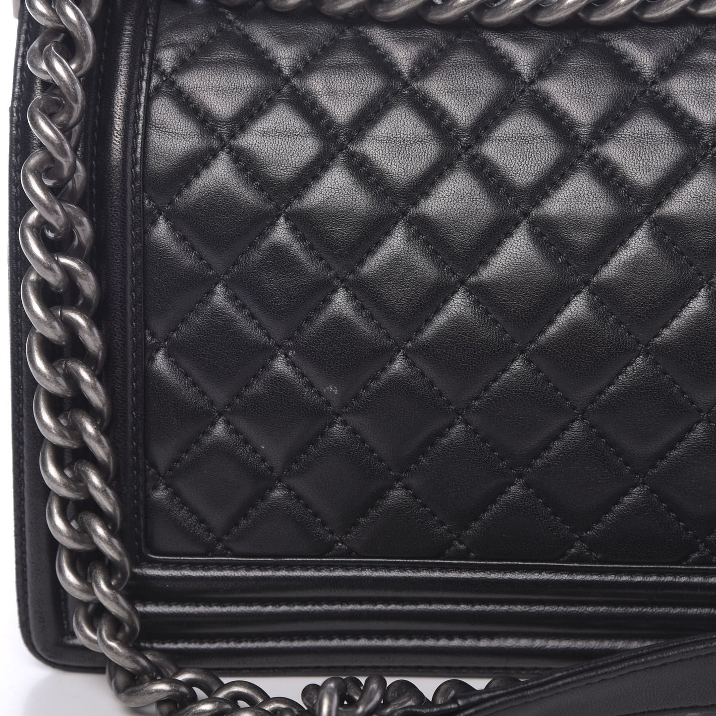 Lambskin Quilted Medium Boy Flap Black