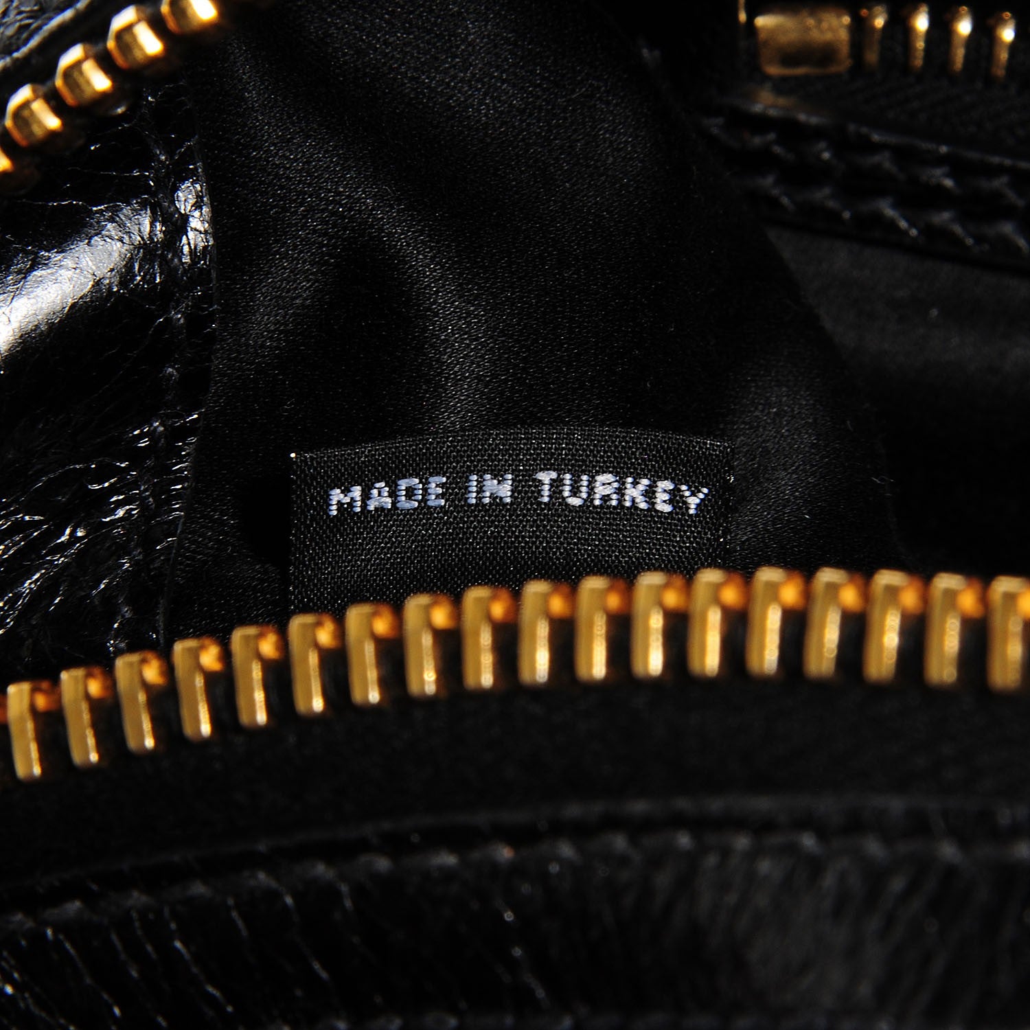 Miu Miu Vitello Shine Zip Tote Nero Black 10 of 10