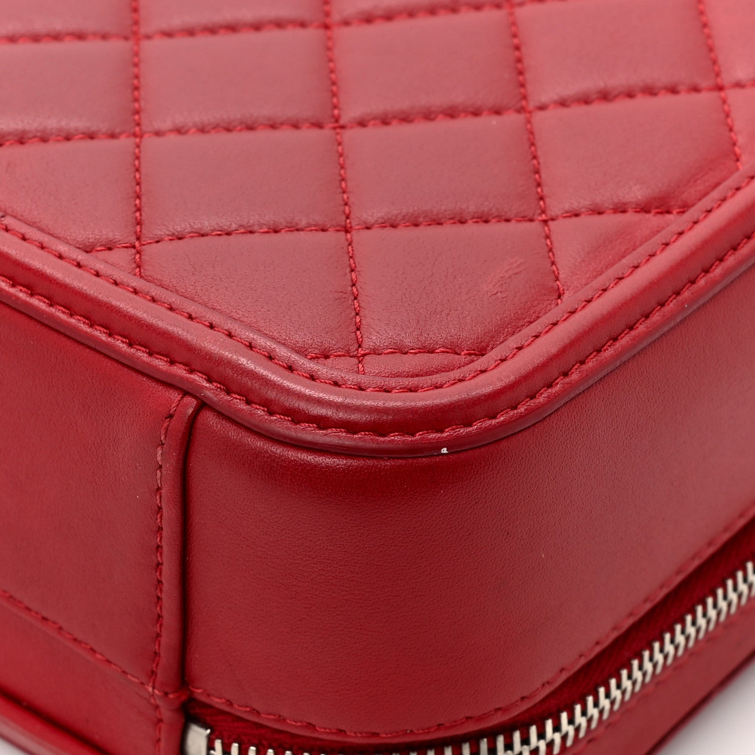 Chanel Lambskin Quilted Medium CC Filigree Vanity Case Dark Red 23 of 25