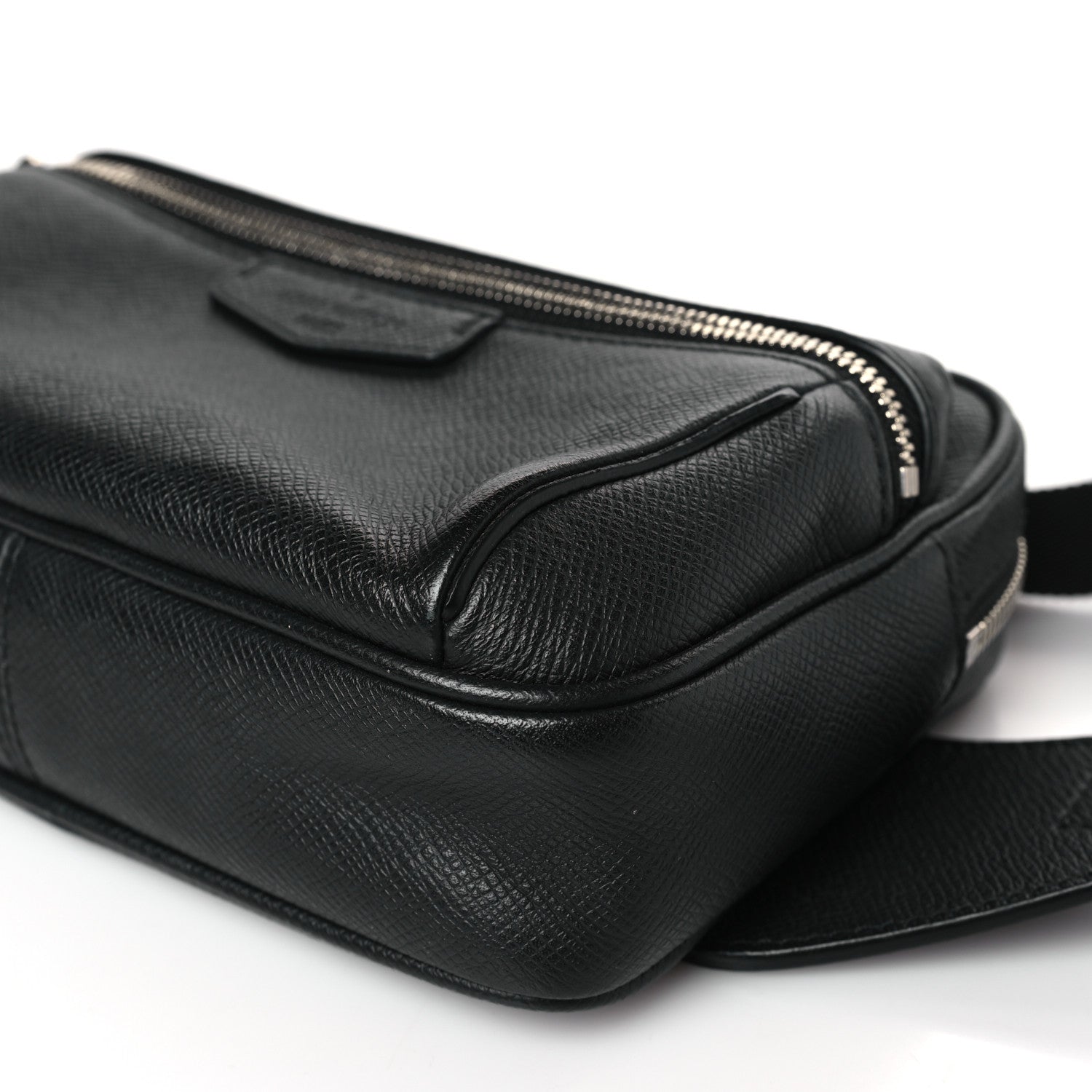 Louis Vuitton Taiga Outdoor Messenger PM Black 8 of 8