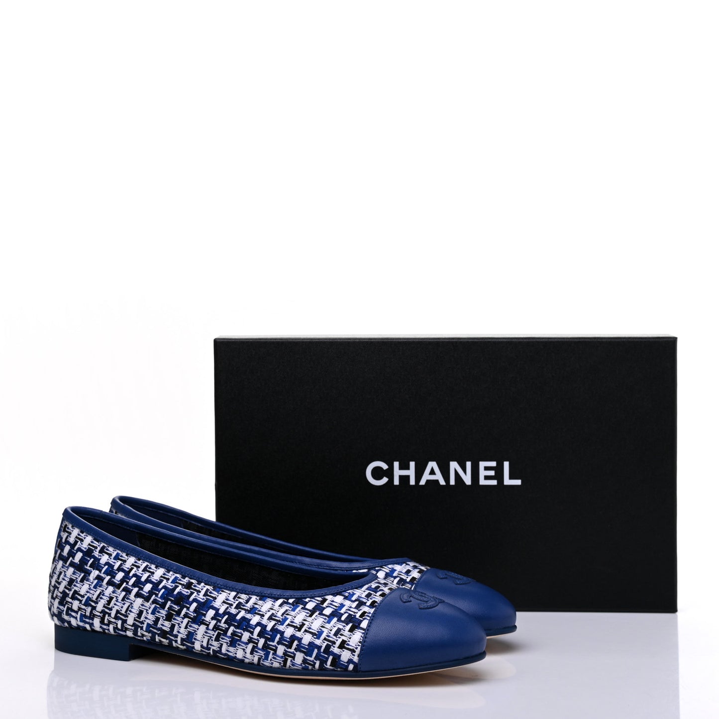 Tweed Lambskin CC Cap Toe Ballerina Flats 40 White Blue
