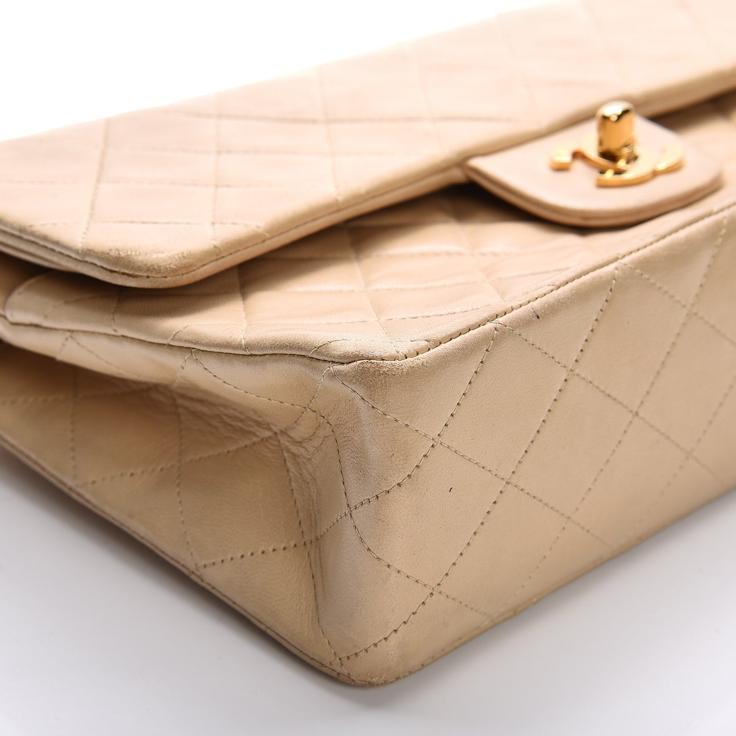 Lambskin Quilted Medium Double Flap Beige