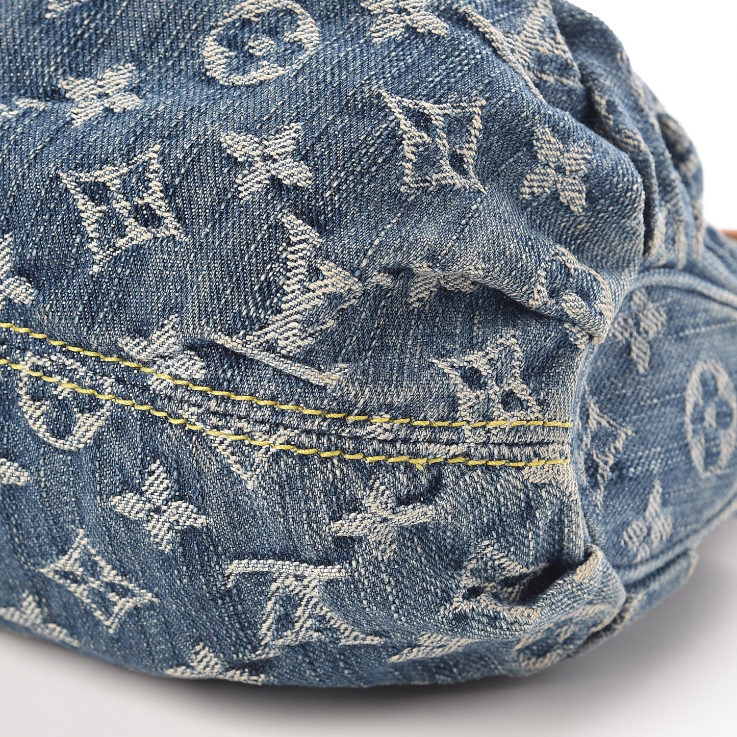 Monogram Denim Pleaty Blue