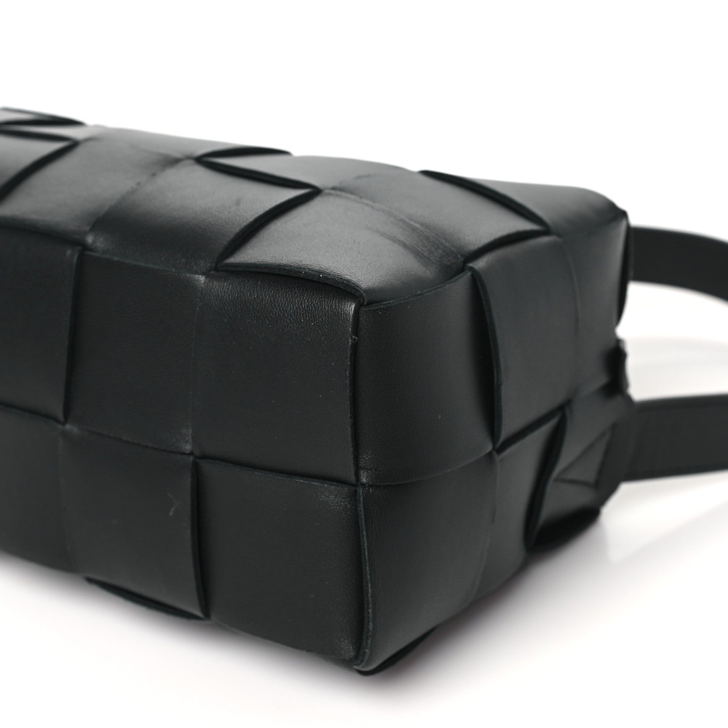 Bottega Veneta Lambskin Maxi Intrecciato Brick Cassette Bag Black 10 of 11