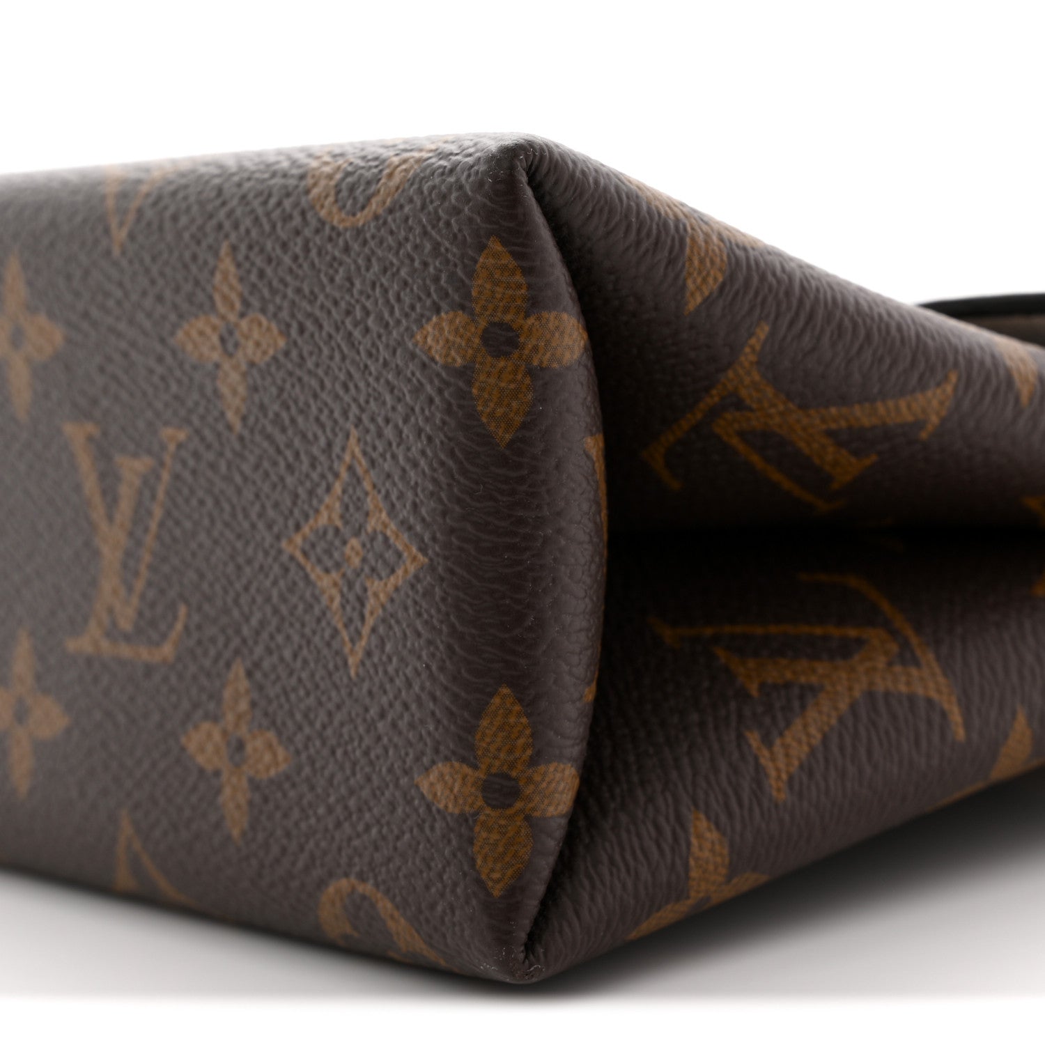 Louis Vuitton Monogram Locky BB Creme 10 of 11