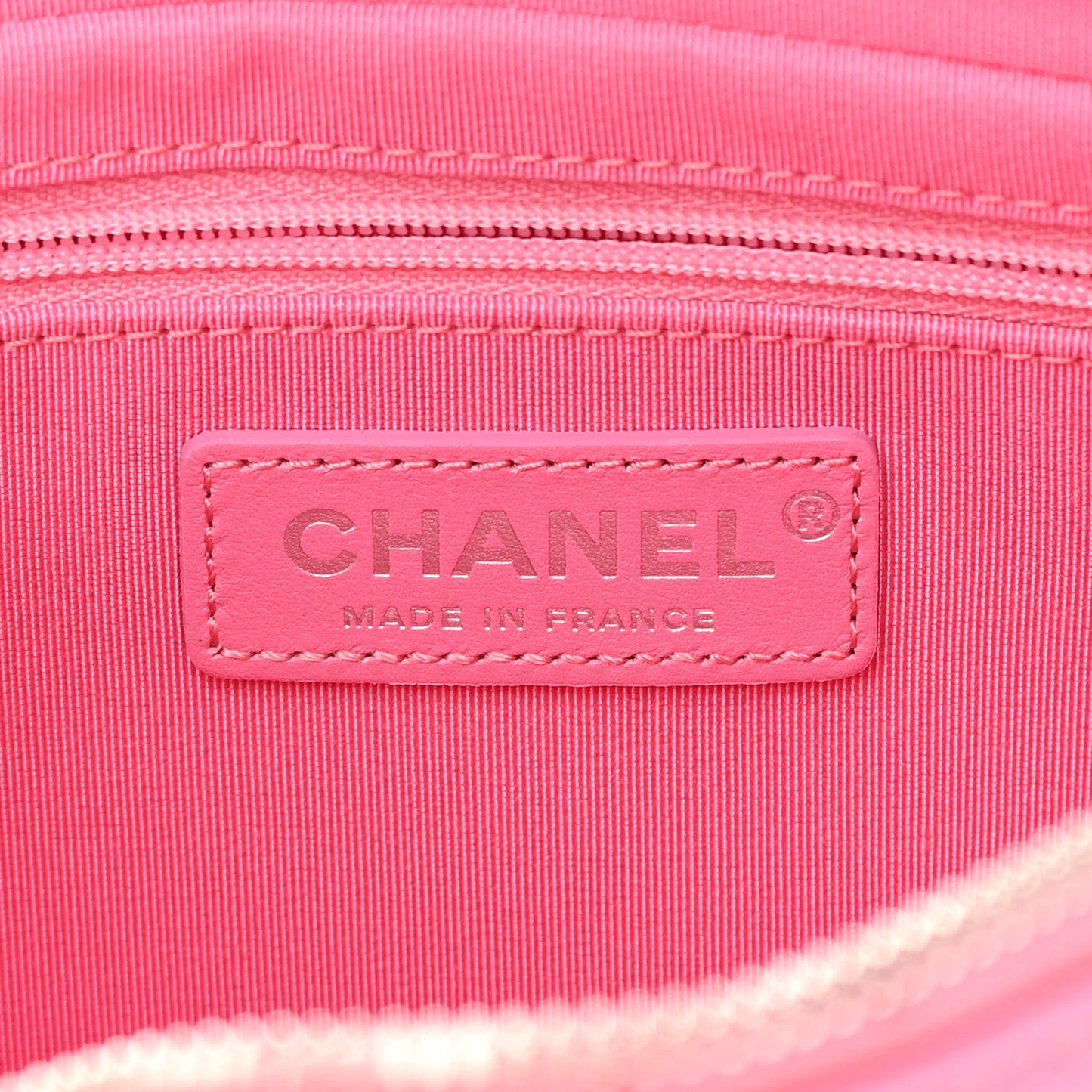 Lambskin Chevron Quilted Small Promenade Camera Case Pink