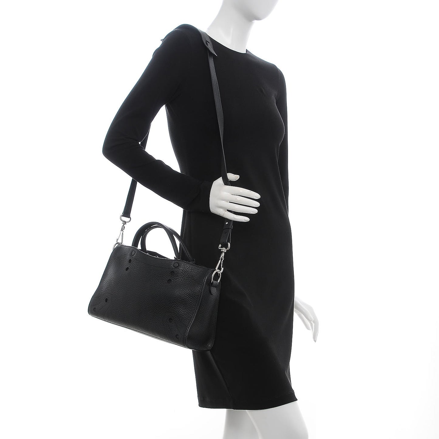 Veau Grana Perforated Blackout Hardware S City Black