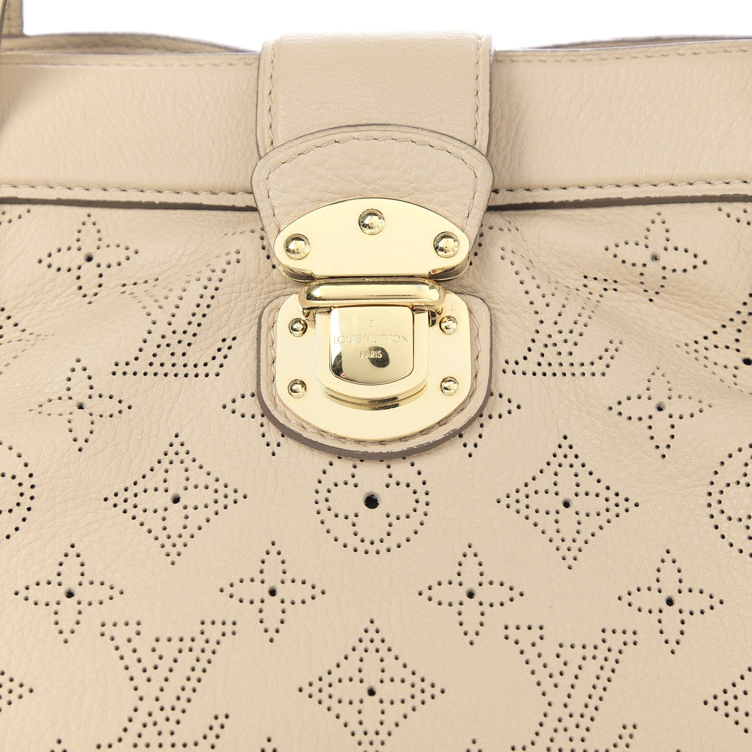 Louis Vuitton Mahina Cirrus PM Lin 12 of 12