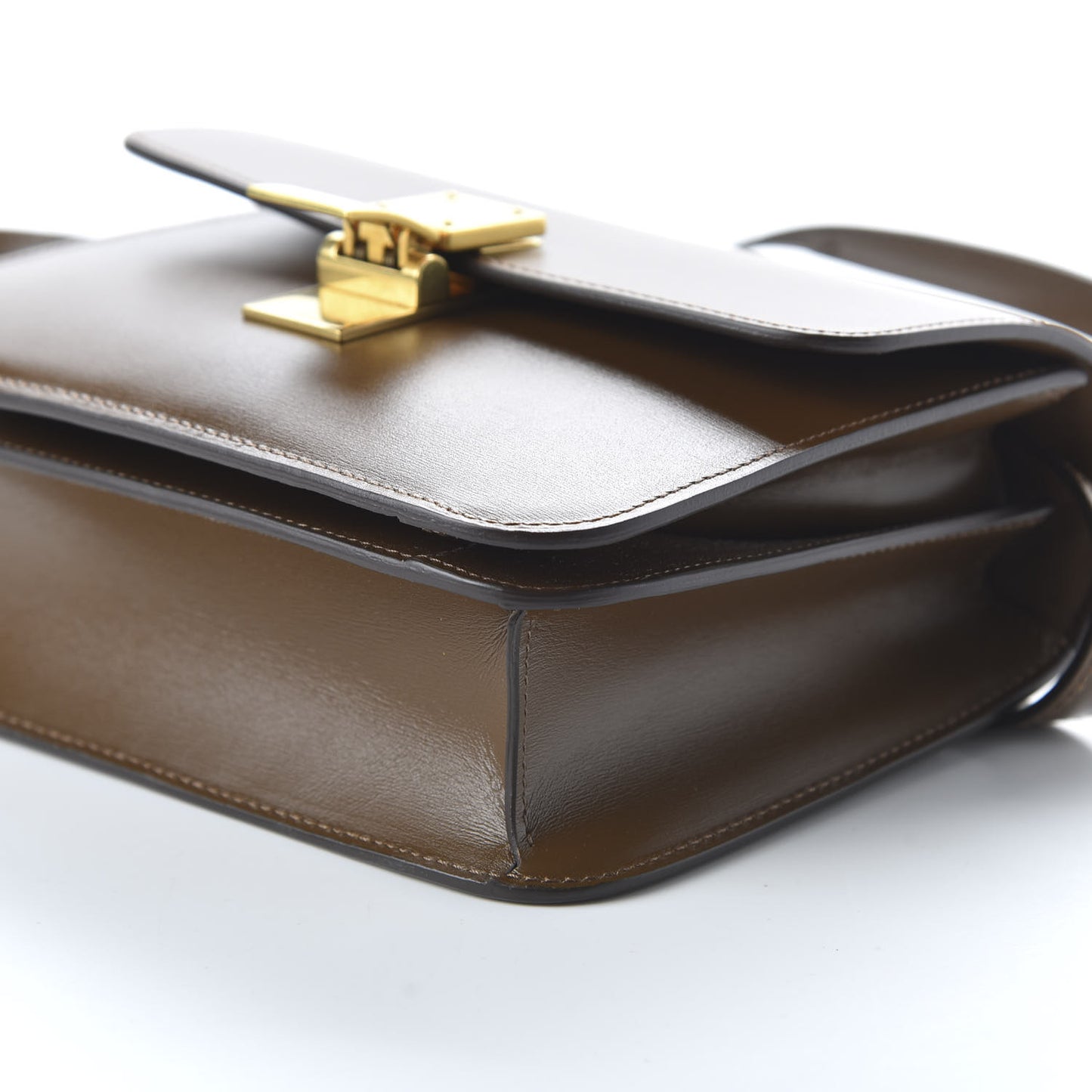 Box Calfskin Teen Classic Box Flap Bag Camel