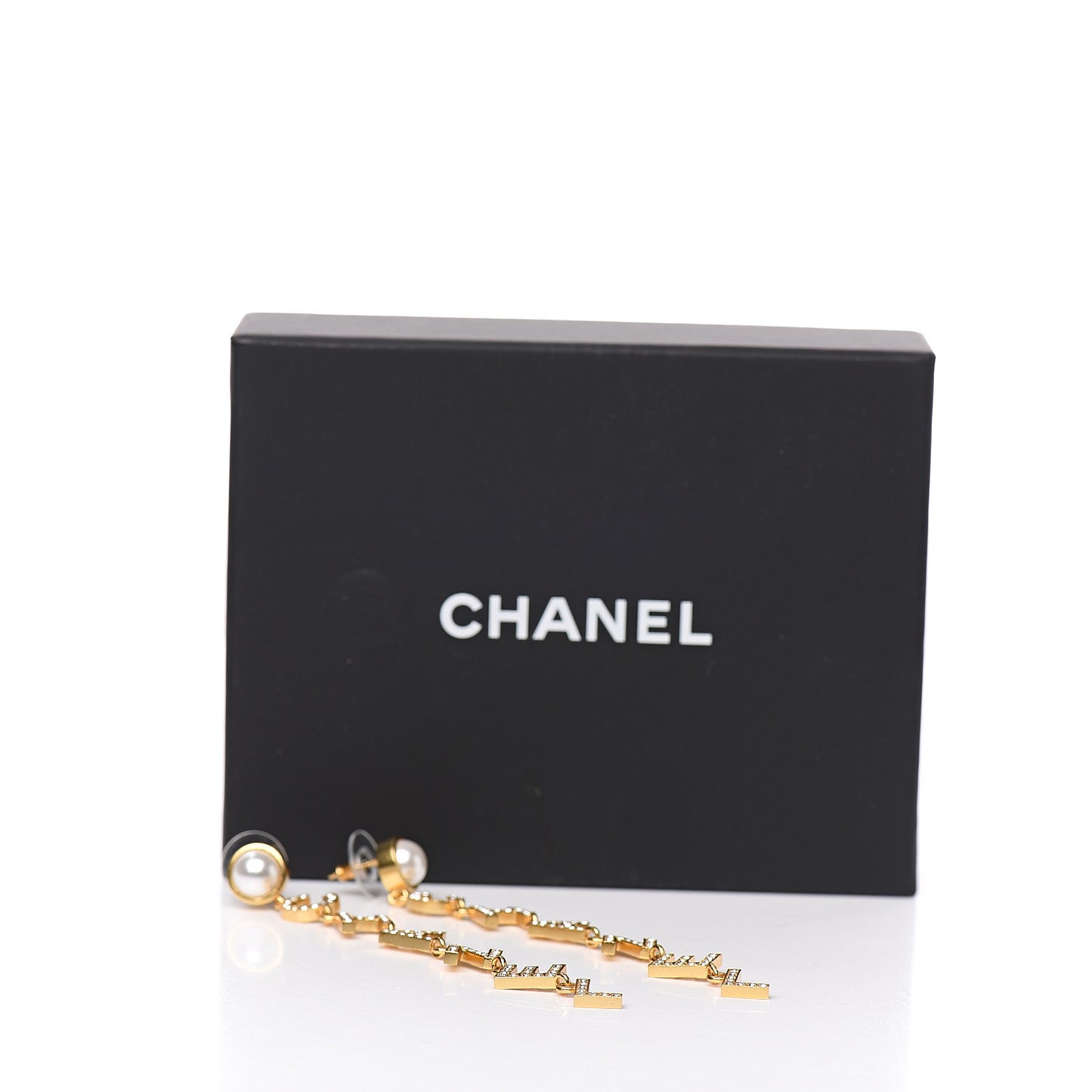 Crystal Pearl 90’s Icon Drop Letter Earrings Gold