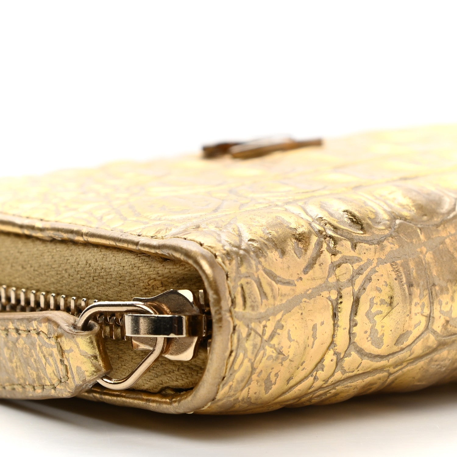 Chanel Metallic Calfskin Crocodile Embossed Cocodile Zip Coin Case Gold 8 of 11