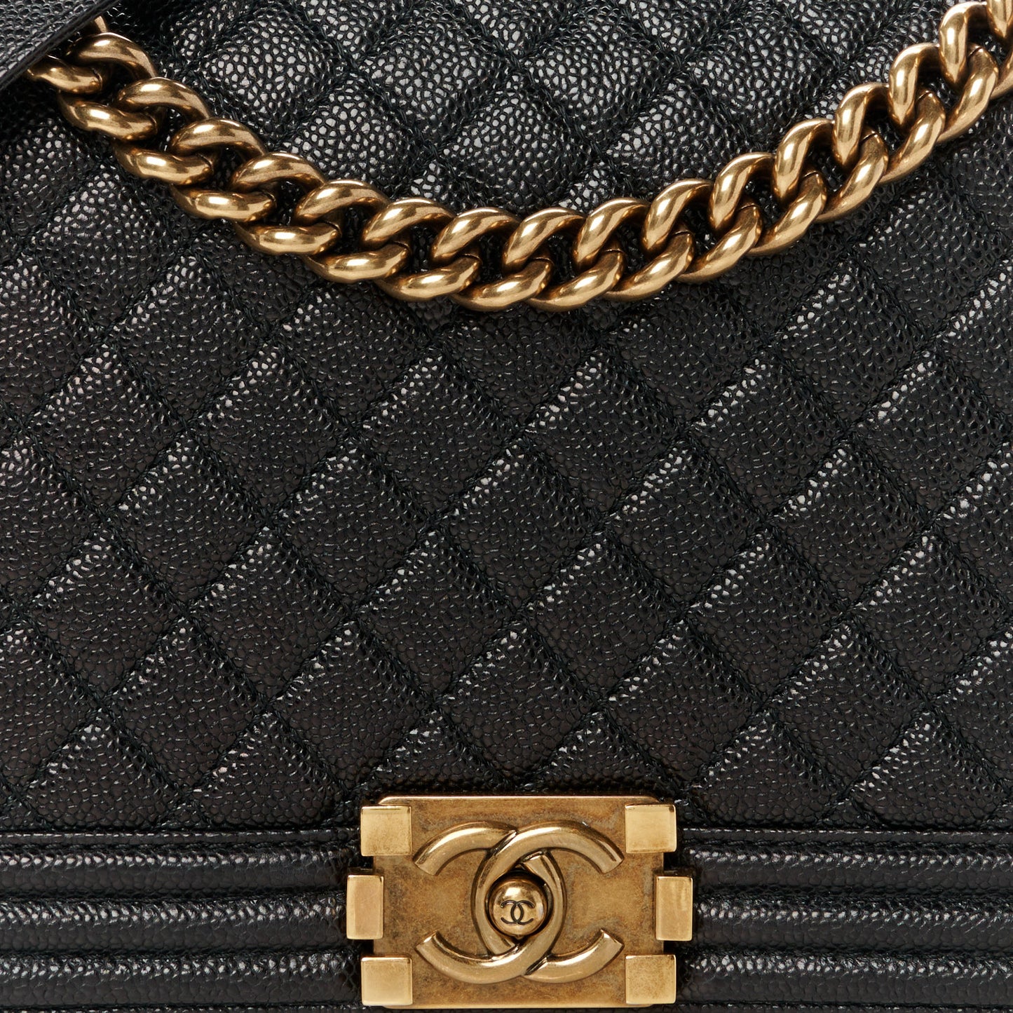 Caviar Quilted New Medium Boy Flap Black