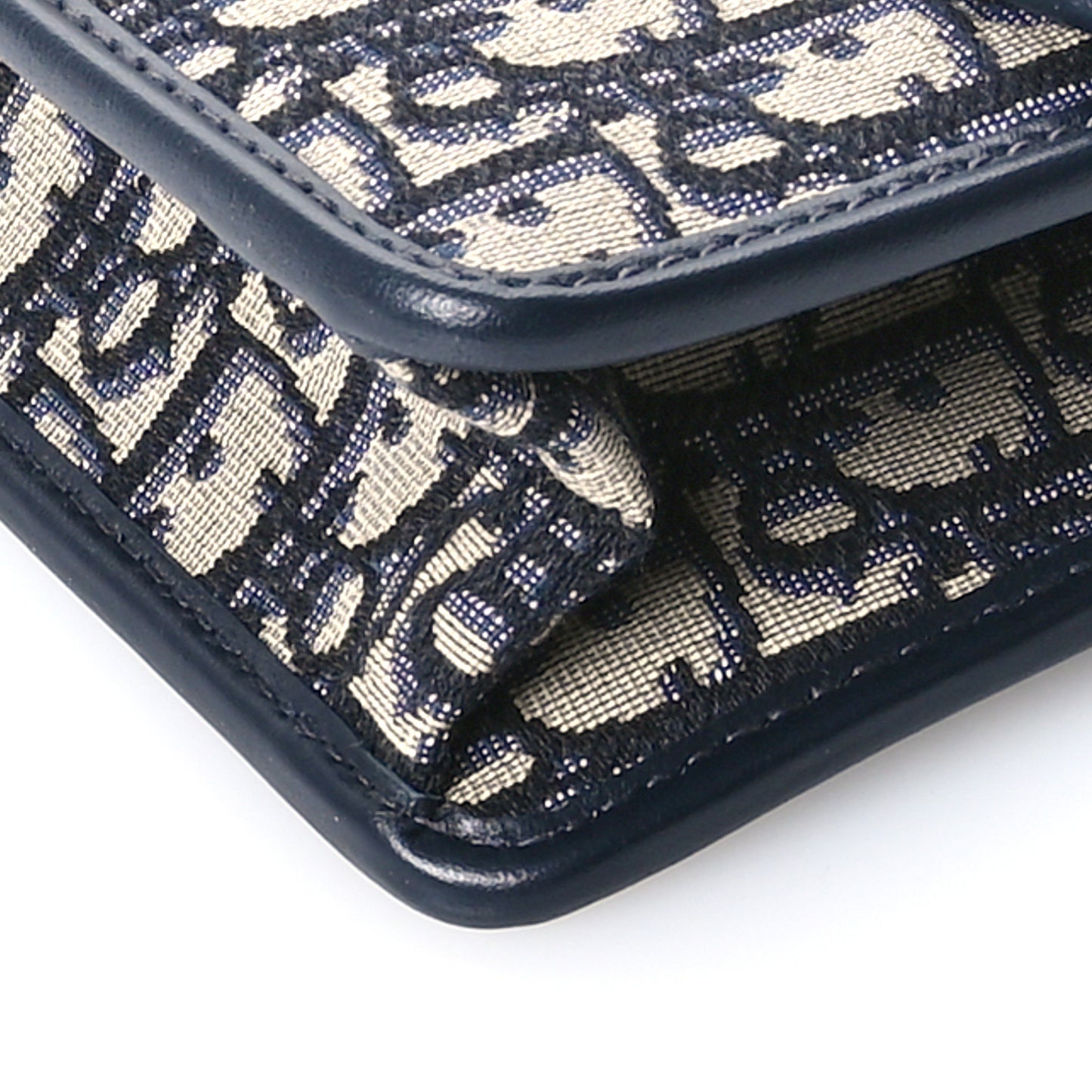 Oblique 30 Montaigne Flap Bag Blue