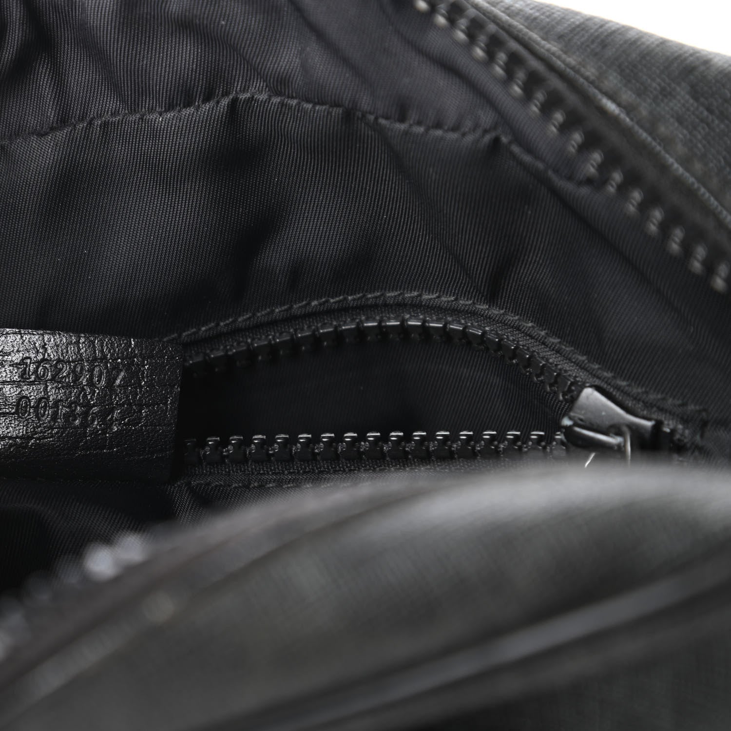 Gucci GG Supreme Monogram Messenger Bag Black Grey 9 of 11