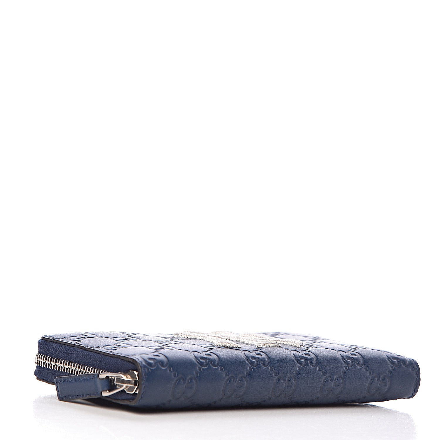 Gucci X MLB Guccissima Signature NY Yankees Embroidered Zip Around Wallet Royale Ivory 4 of 7
