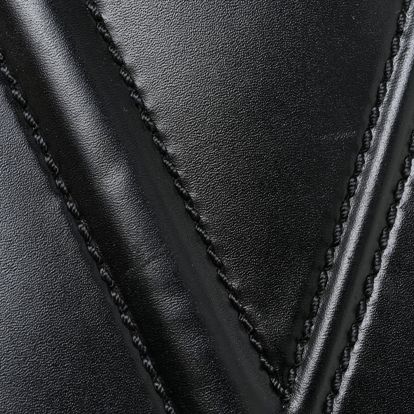 Calfskin Vlogo Walk Bucket Bag Black