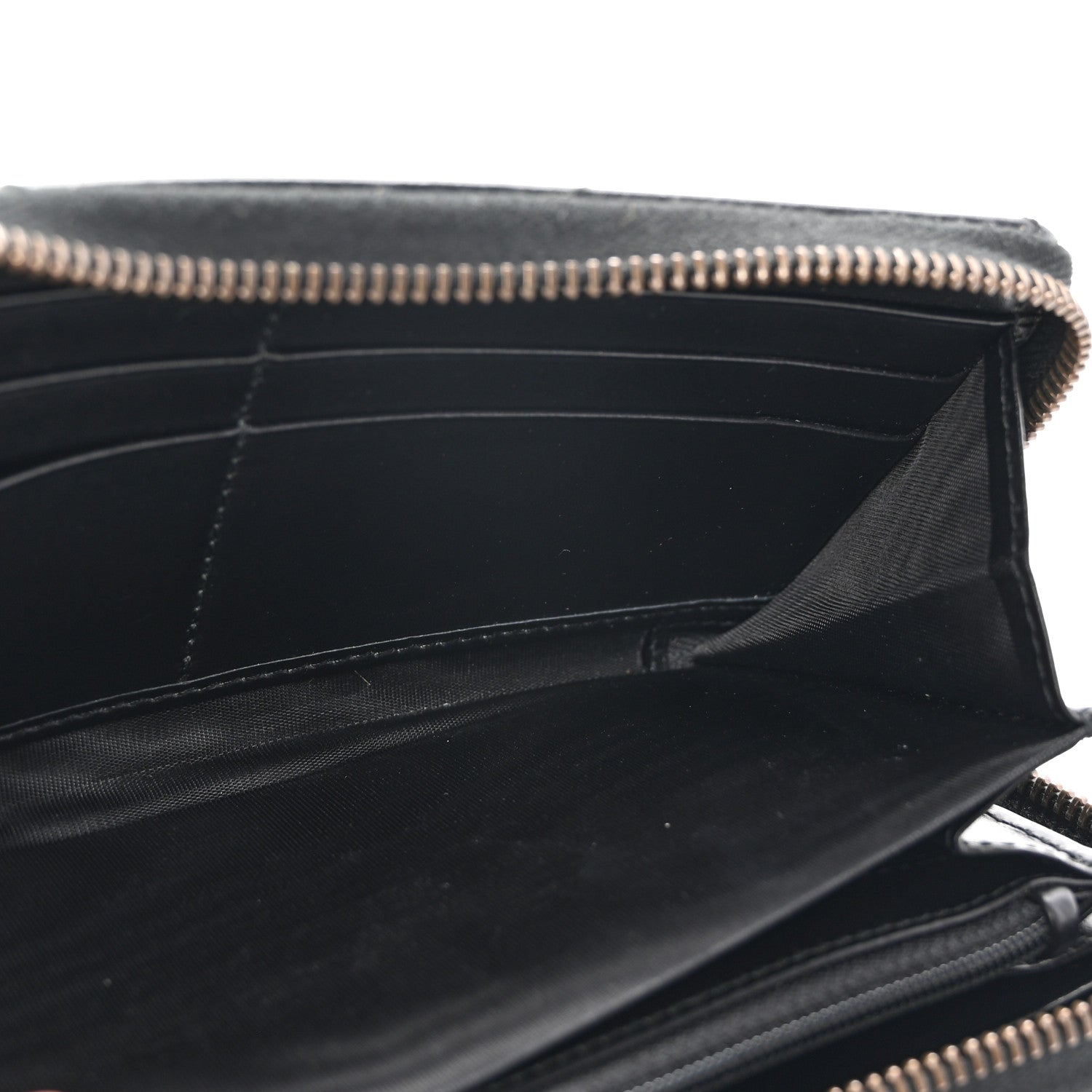 Gucci Calfskin Matelasse GG Marmont Zip Around Wallet Black 5 of 6