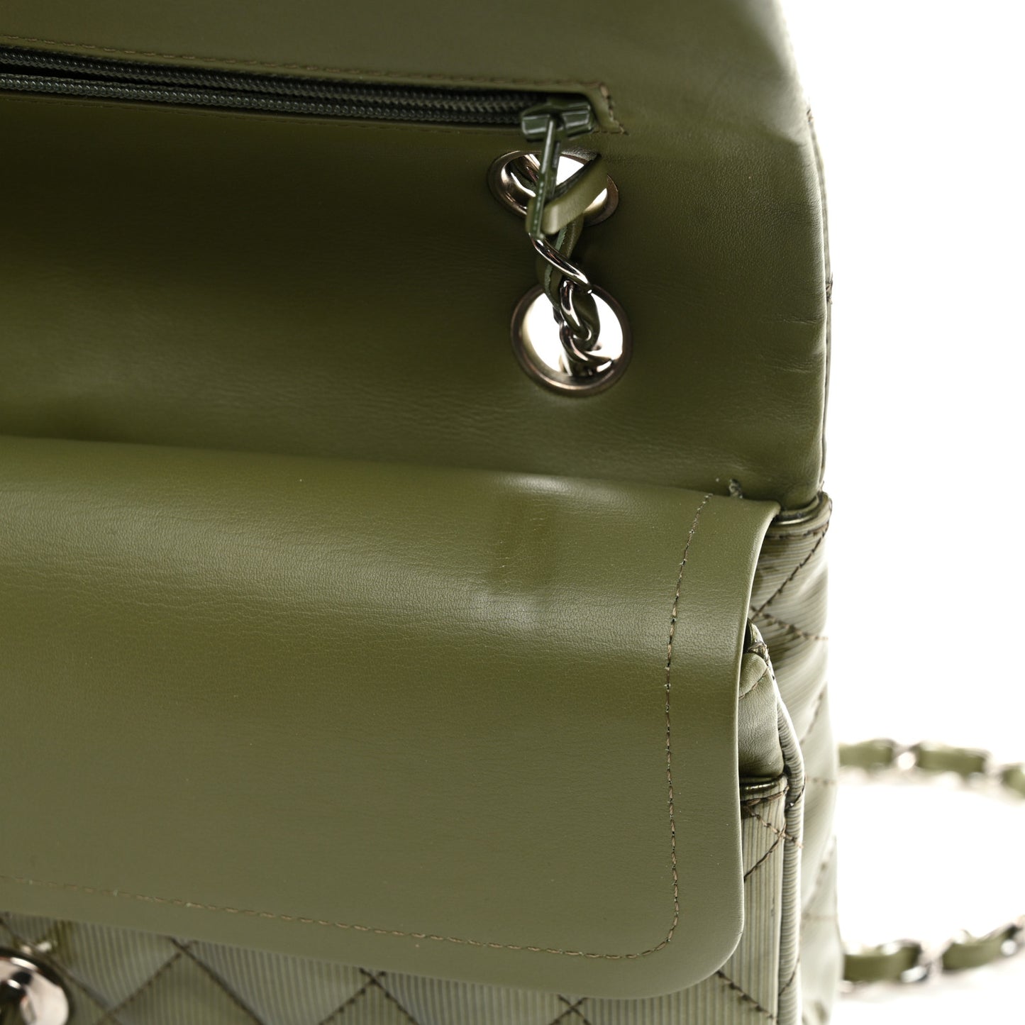 Striated Patent Quilted Medium Double Flap Green