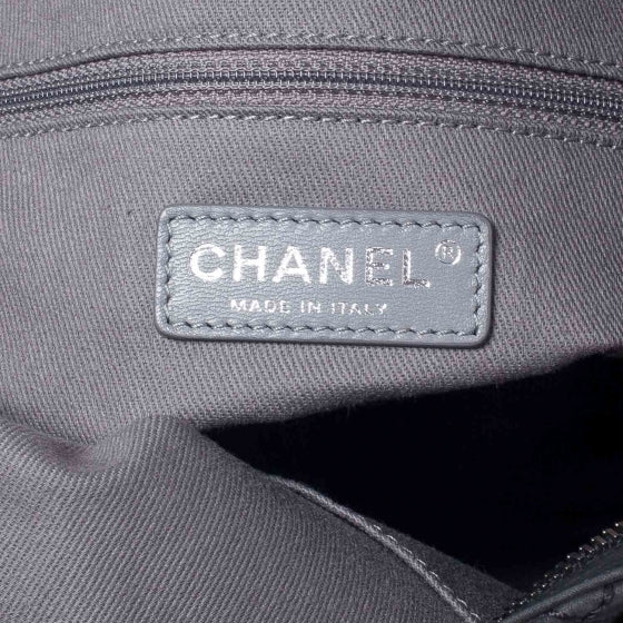 Chanel Iridescent Calfskin Coco Daily Hobo Black 7 of 10