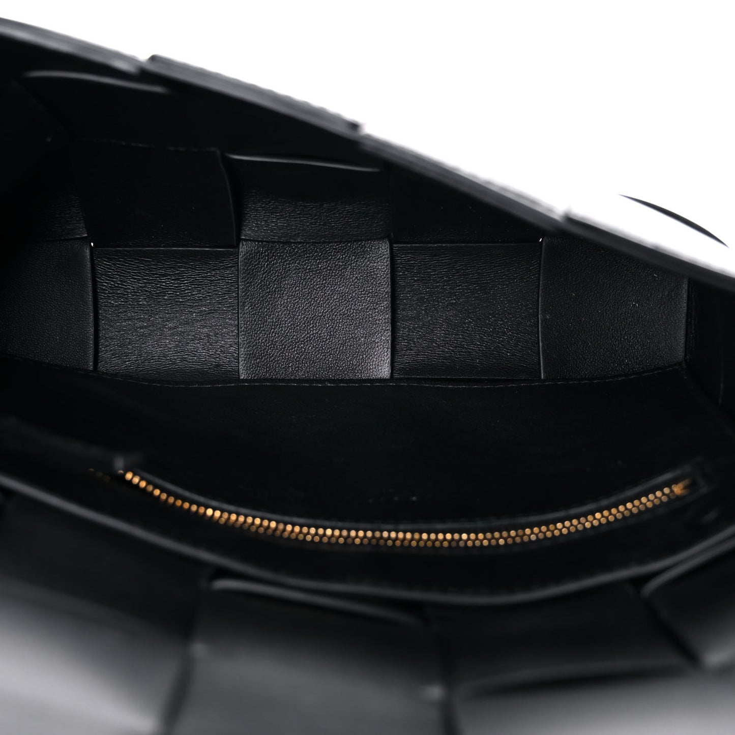 Spazzolato Maxi Intrecciato Cassette Crossbody Bag Black