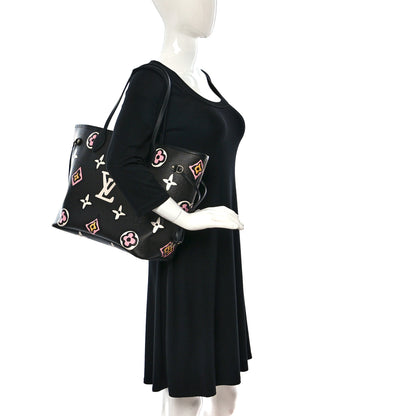 Louis Vuitton Monogram Giant Wild at Heart Neverfull MM Black 2 of 8