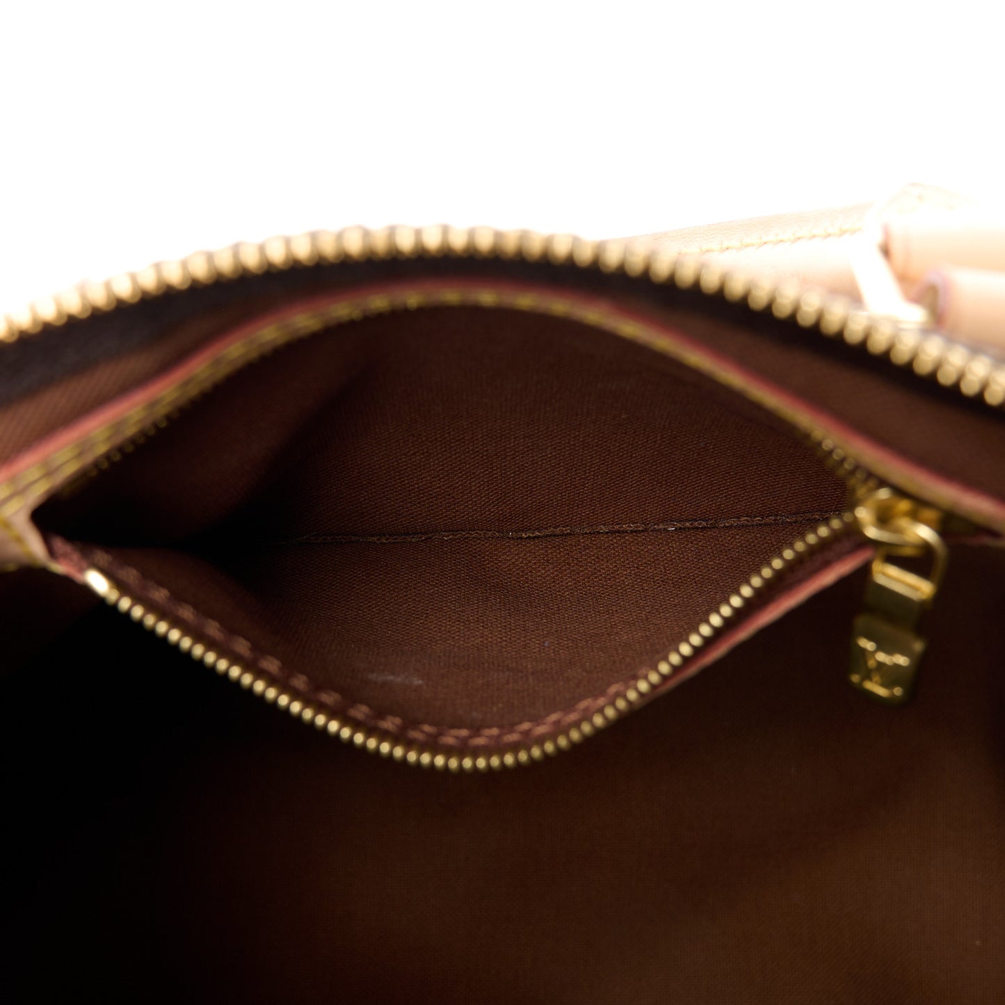 LOUIS VUITTON Monogram Speedy Bandouliere 25