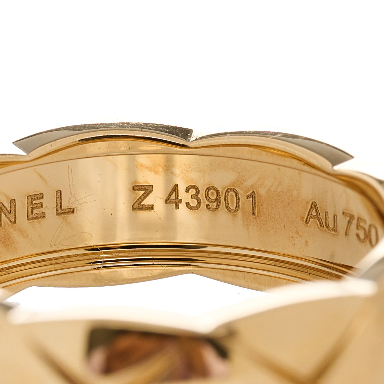 18K Yellow Gold Small Coco Crush Ring 57 8