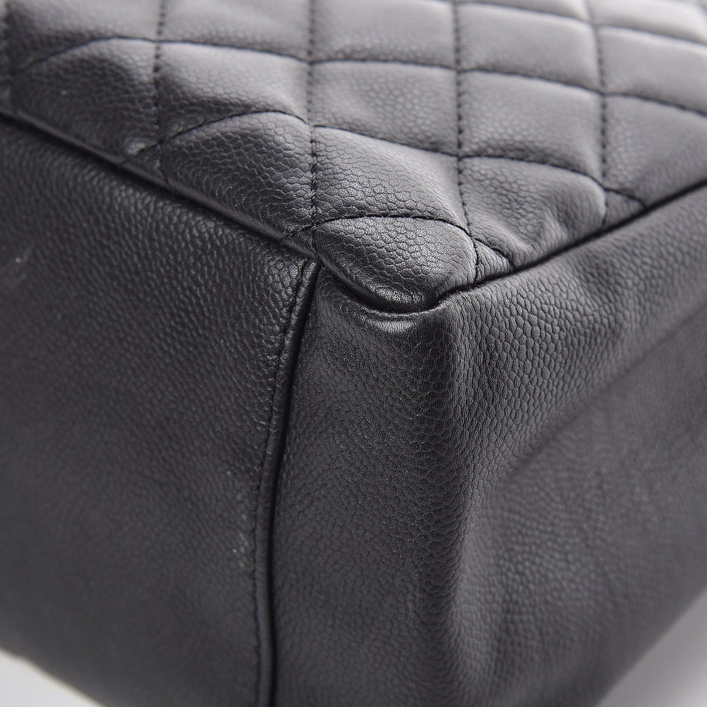 Caviar Quilted Grand Shopping Tote GST Black