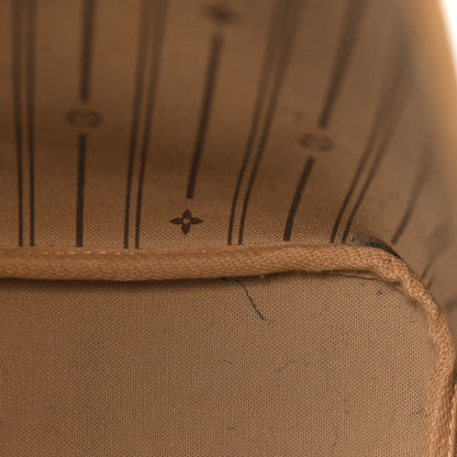 Louis Vuitton Monogram Neverfull MM 13 of 14