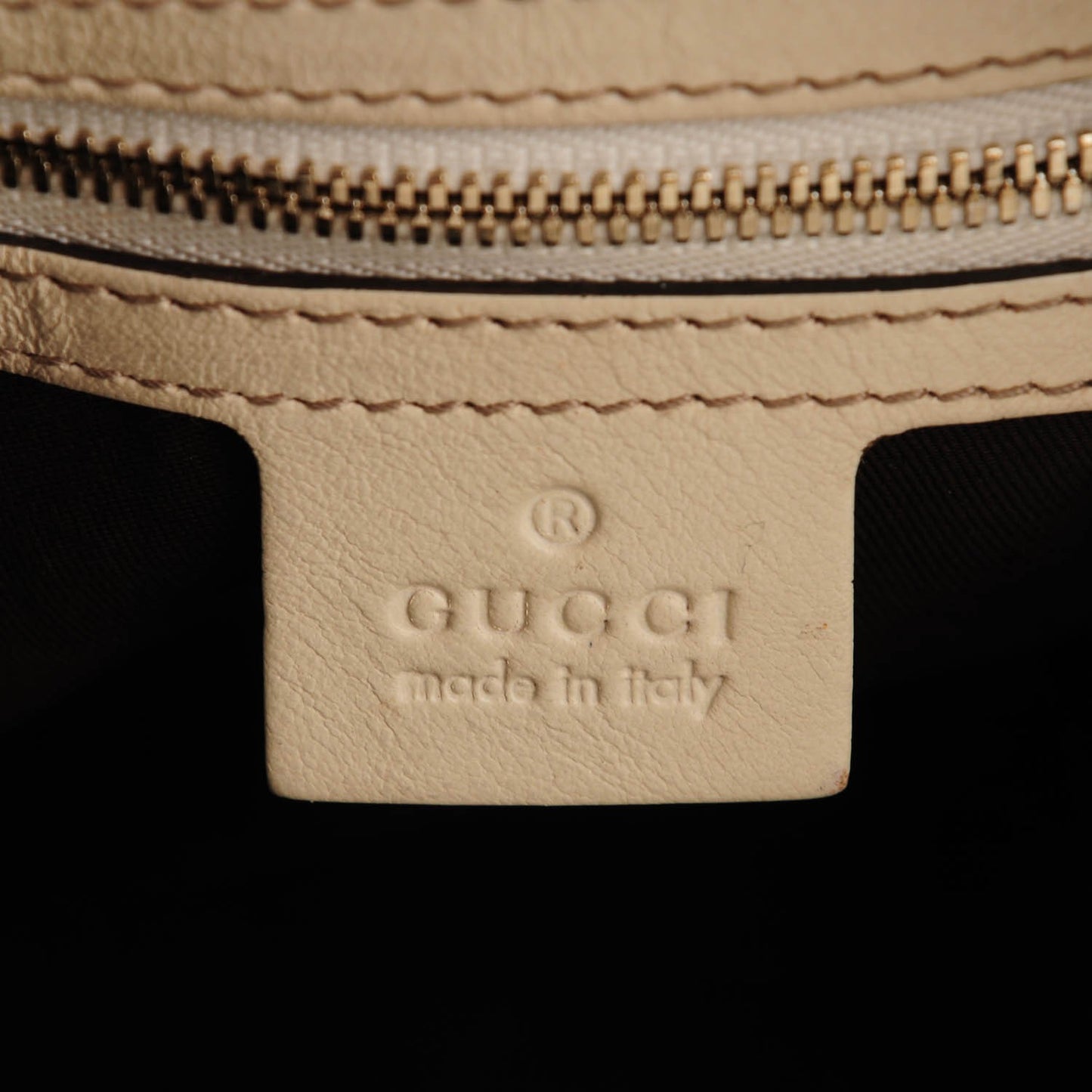Monogram GG Royal Hobo Off White