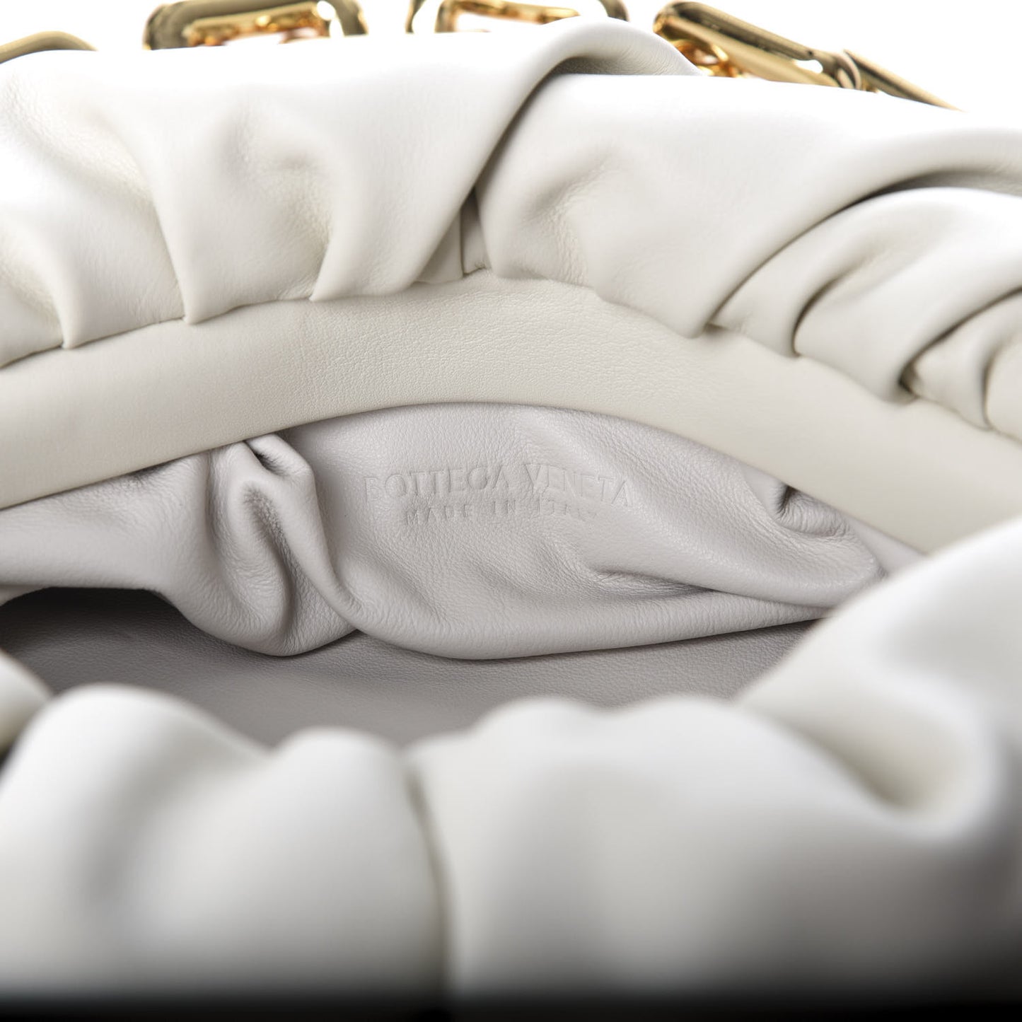 Calfskin The Pouch Chain Plaster