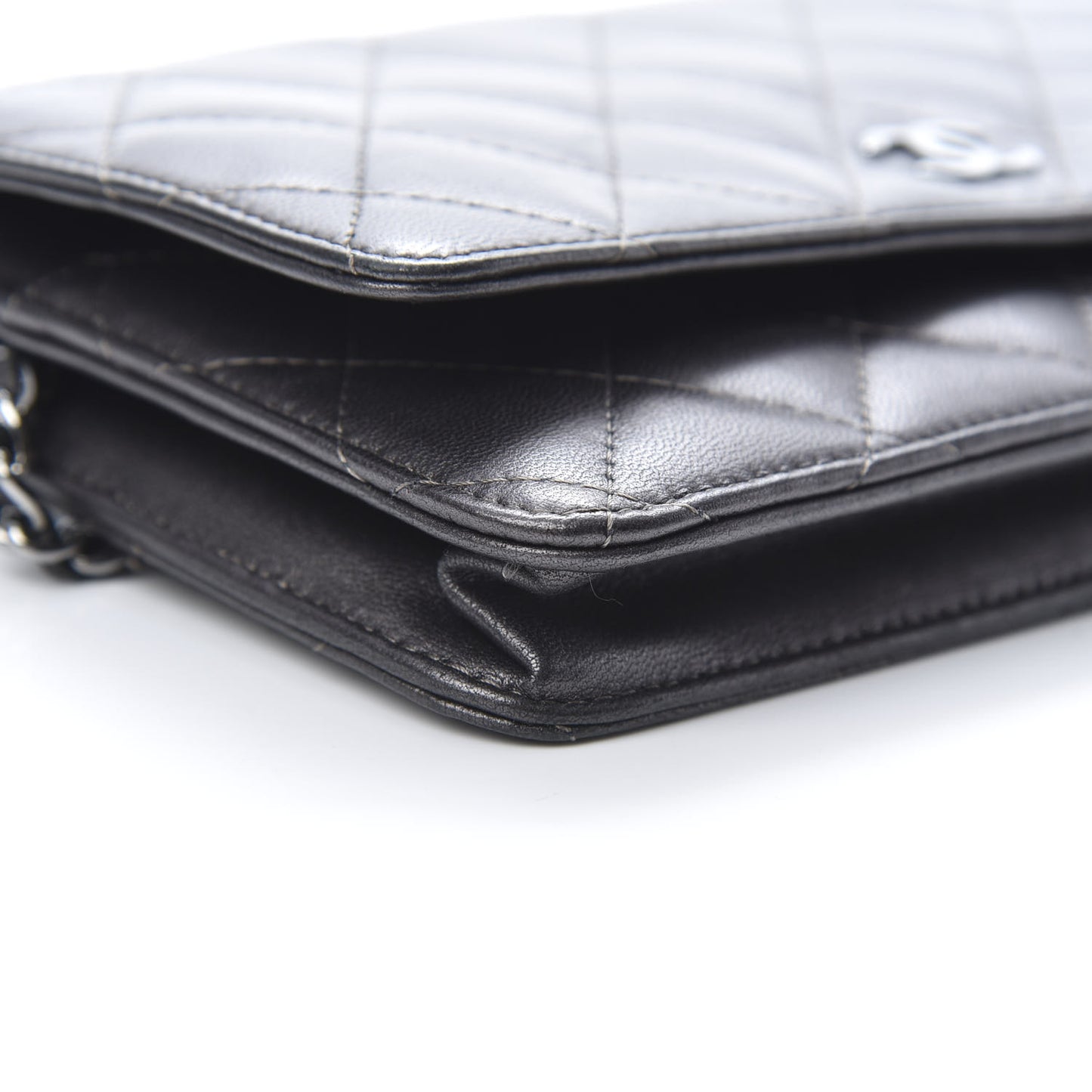 Iridescent Lambskin Quilted Wallet On Chain WOC Grey