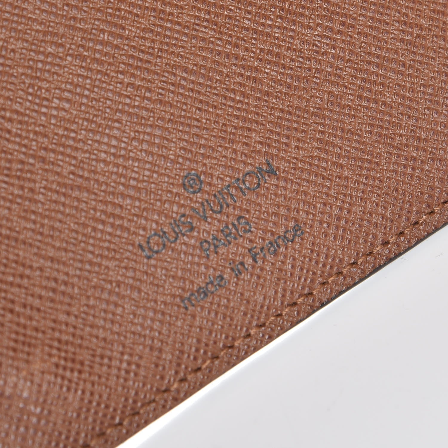 Louis Vuitton Monogram Medium Ring Agenda Cover 6 of 8