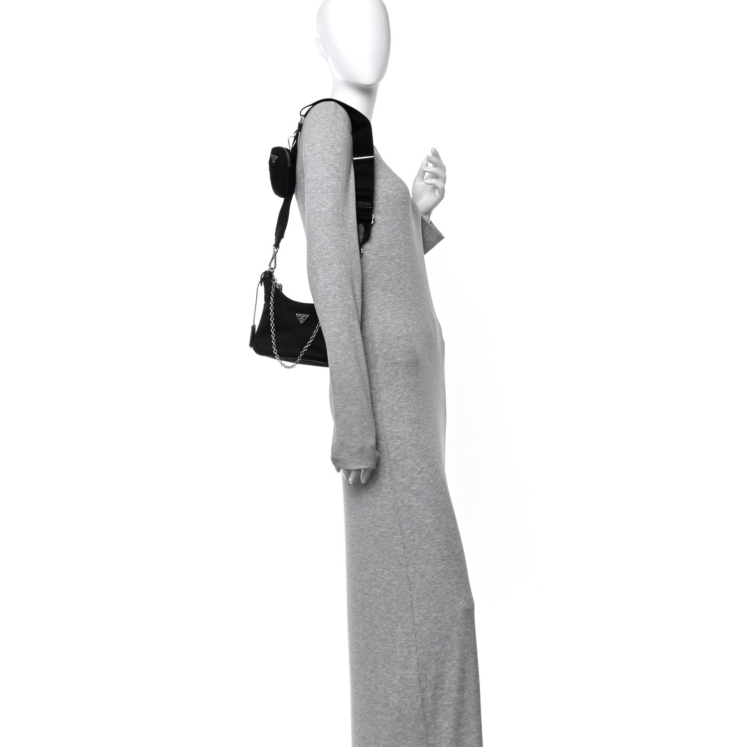 Prada Nylon Re-Edition 2005 Shoulder Bag Black 2 of 11
