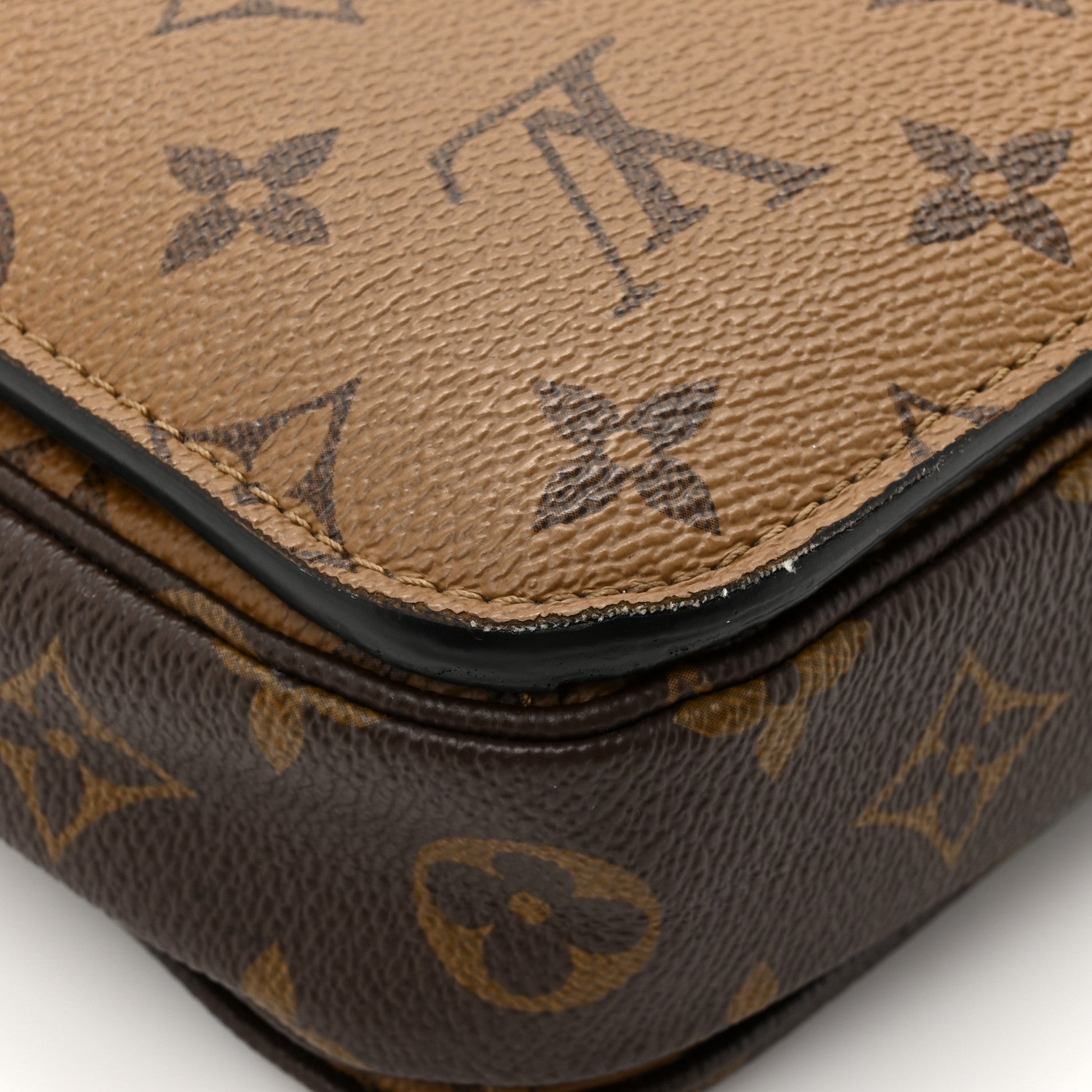 Louis Vuitton Reverse Monogram Pochette Metis 12 of 15