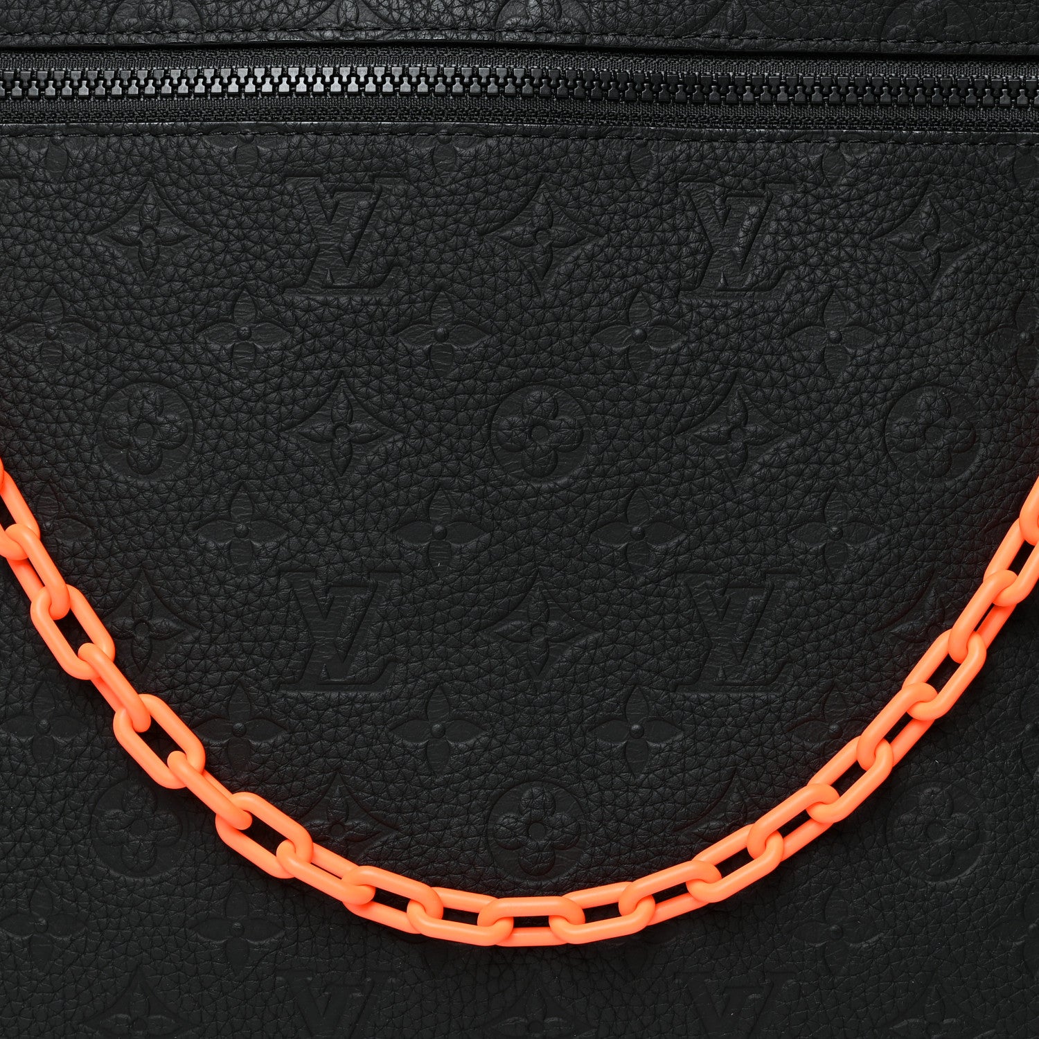 Louis Vuitton Taurillon Monogram Solar Ray A4 Pouch Black 9 of 13