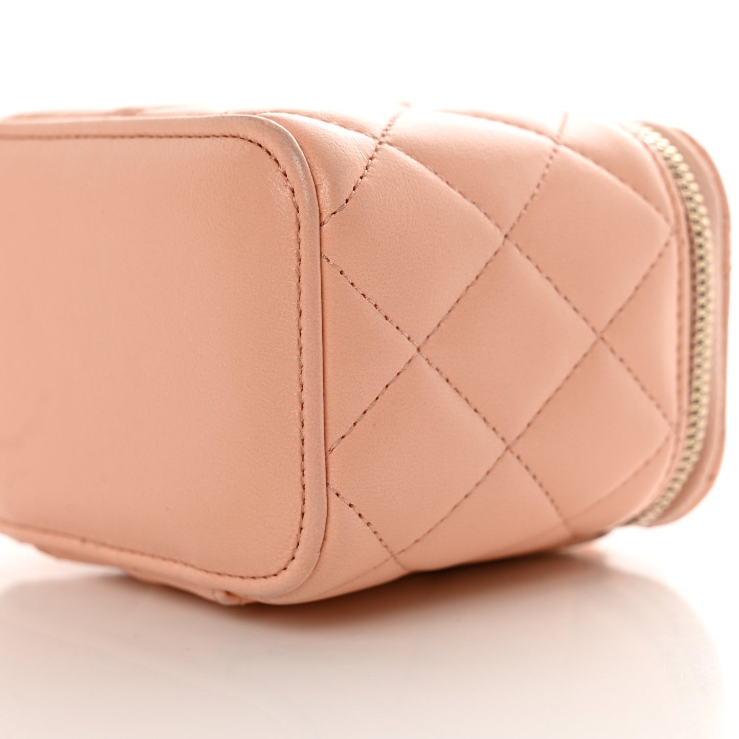 Lambskin Quilted Pearl Crush Mini Vanity Case With Chain Light Beige