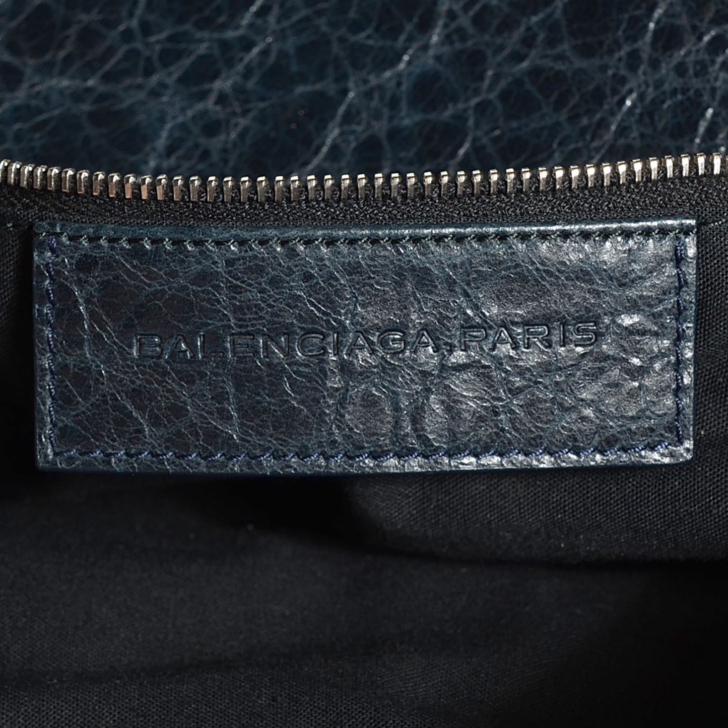 Agneau Utility Messenger Dark Night