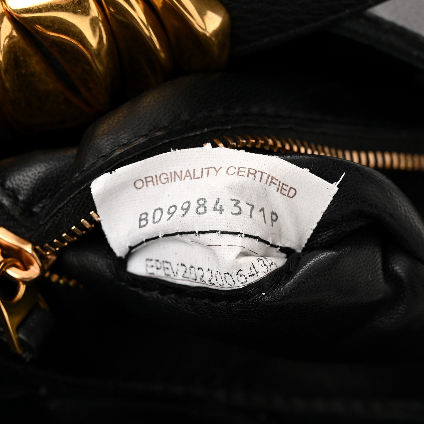 Grained Calfskin Maxi Intrecciato Cassette Crossbody Bag Black