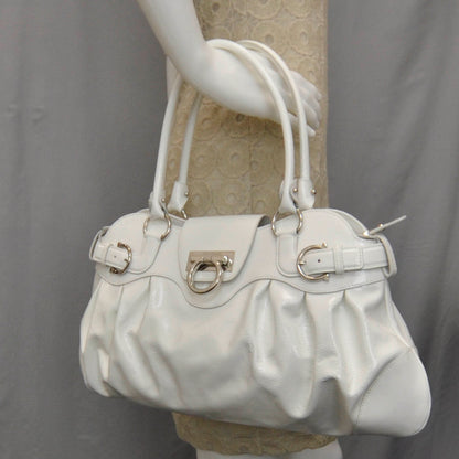 FASHIONPHILE SALVATOREFERRAGAMOPatentLeatherMarisaWhite 2 of 8